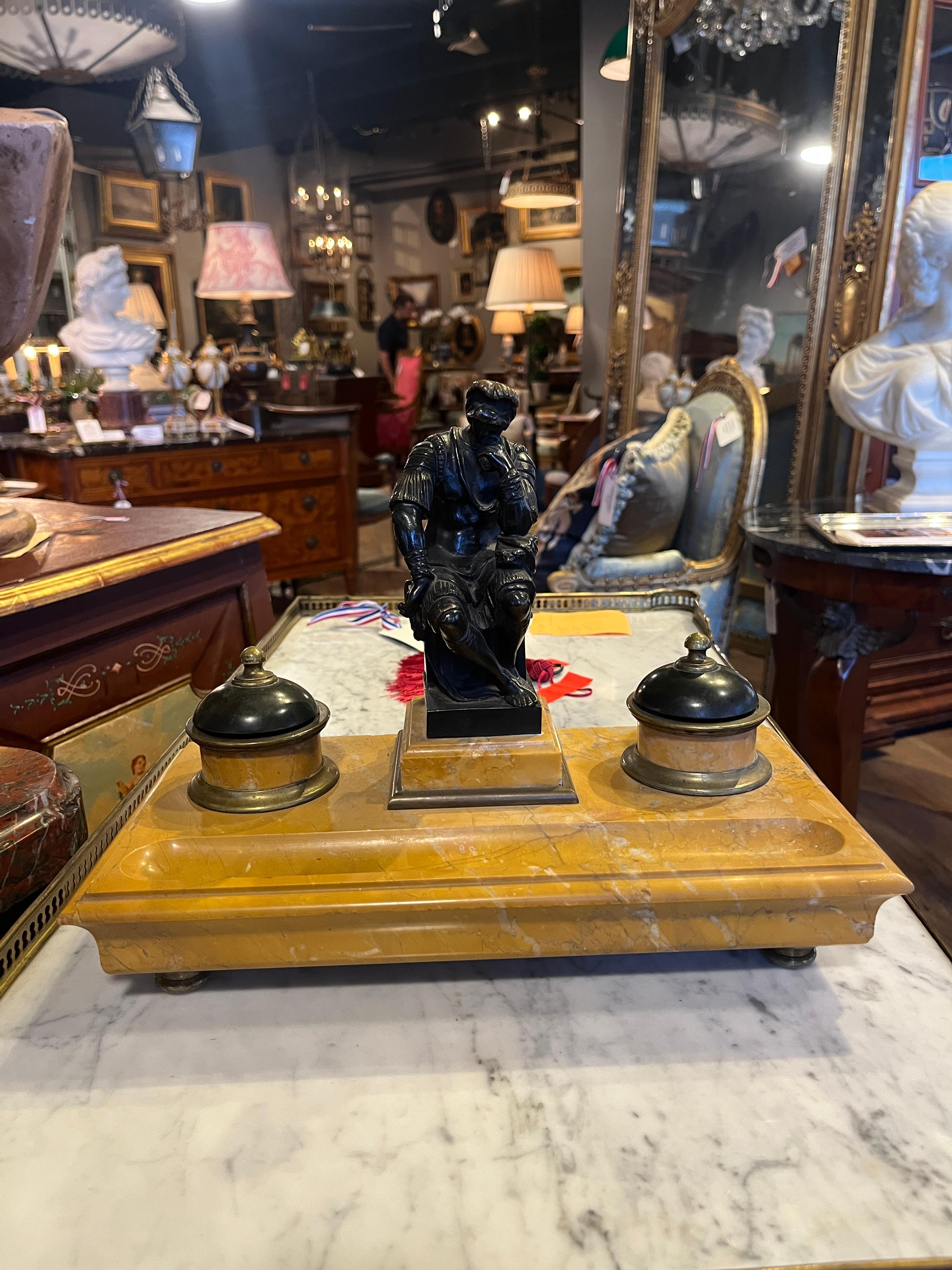 Italian Empire Bronze Sienna Marble Ink Well In Good Condition For Sale In Scottsdale, AZ