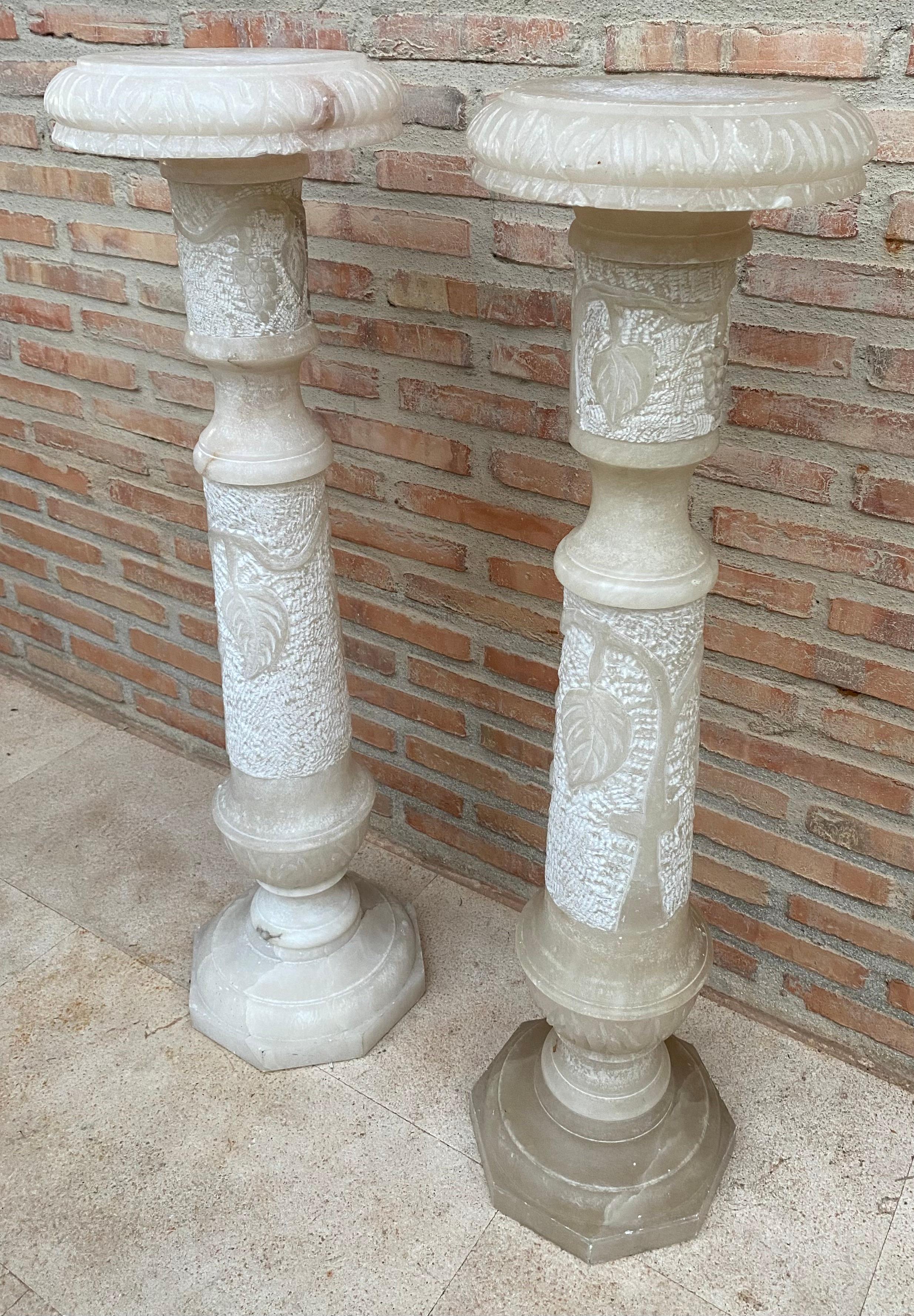 19th Century Italian Empire Carved Carrara Marble Pedestal Tables, 1890s, Set of 2 For Sale