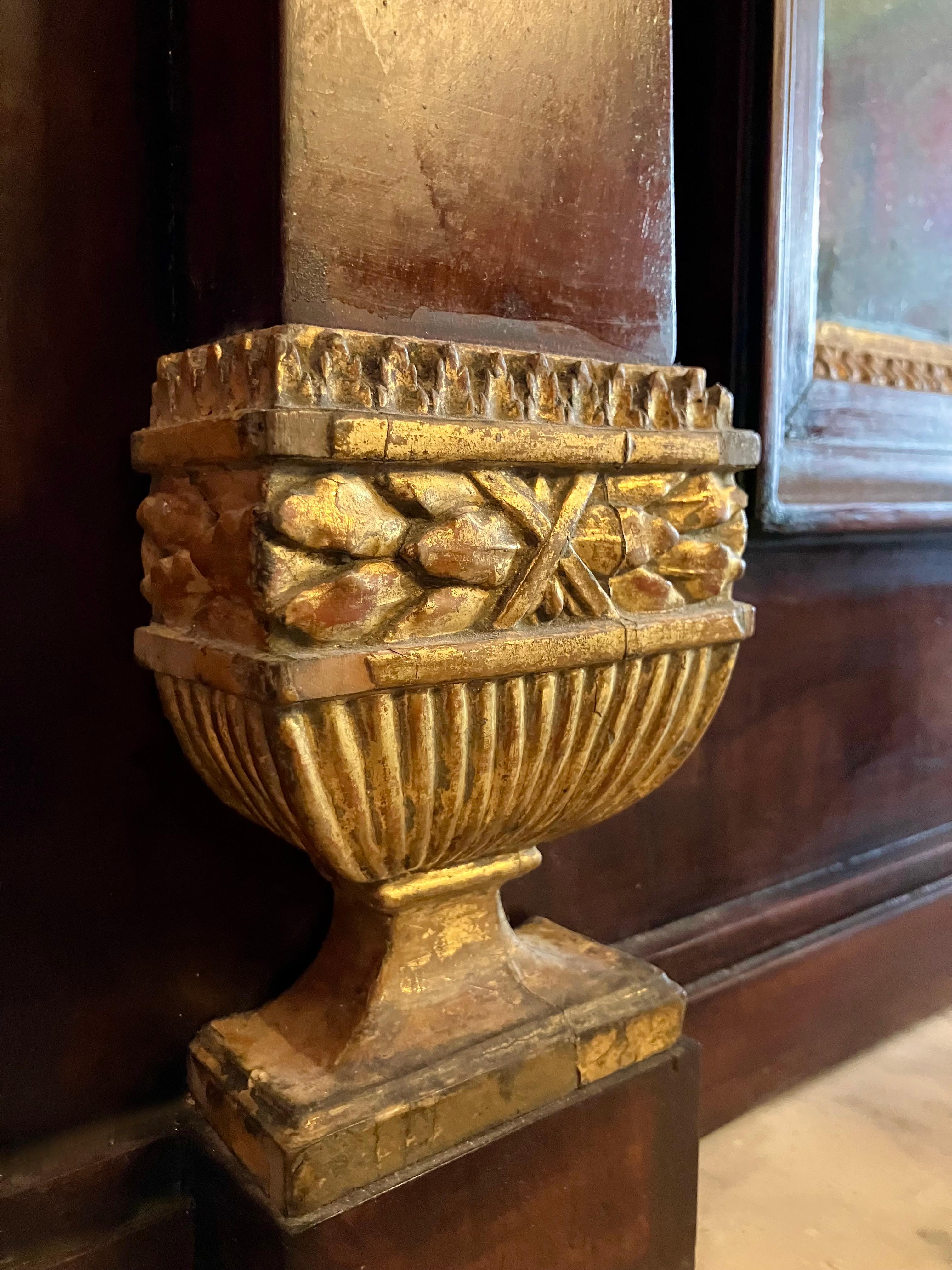 Italian Empire Mahogany and Parcel Gilt Console with Mirror, Carrara Marble Top In Good Condition For Sale In Firenze, IT