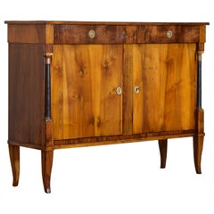 Credenza a 2 porte e 2 cassetti in noce ed ebanizzato del periodo Impero italiano, 1810 ca.