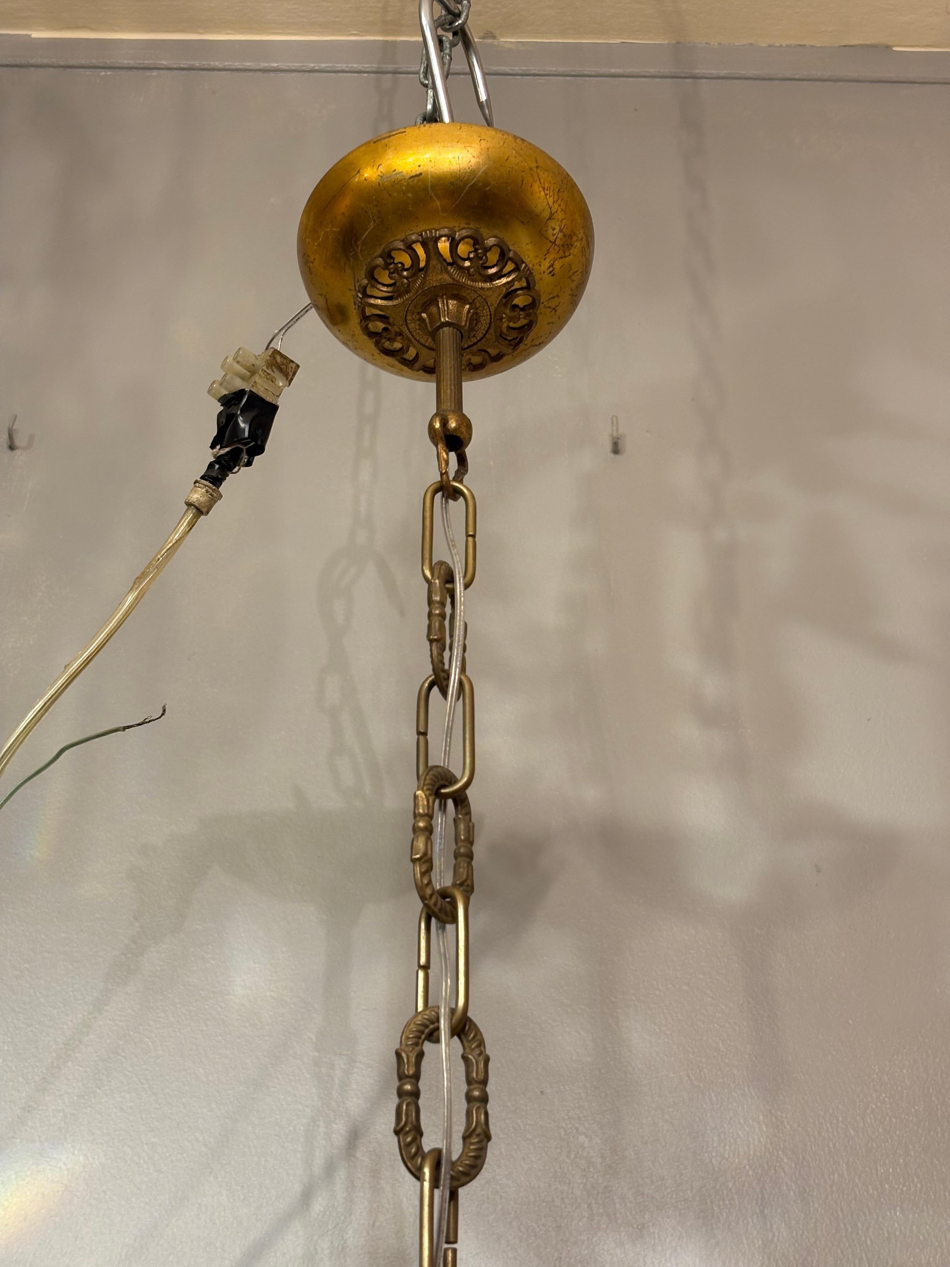 Lustre italien de style Empire en laiton doré et cristal de Bohème en vente 5