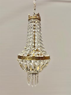 Italian Empire-Style Chandelier in Gilt Brass and Bohemian Crystal
