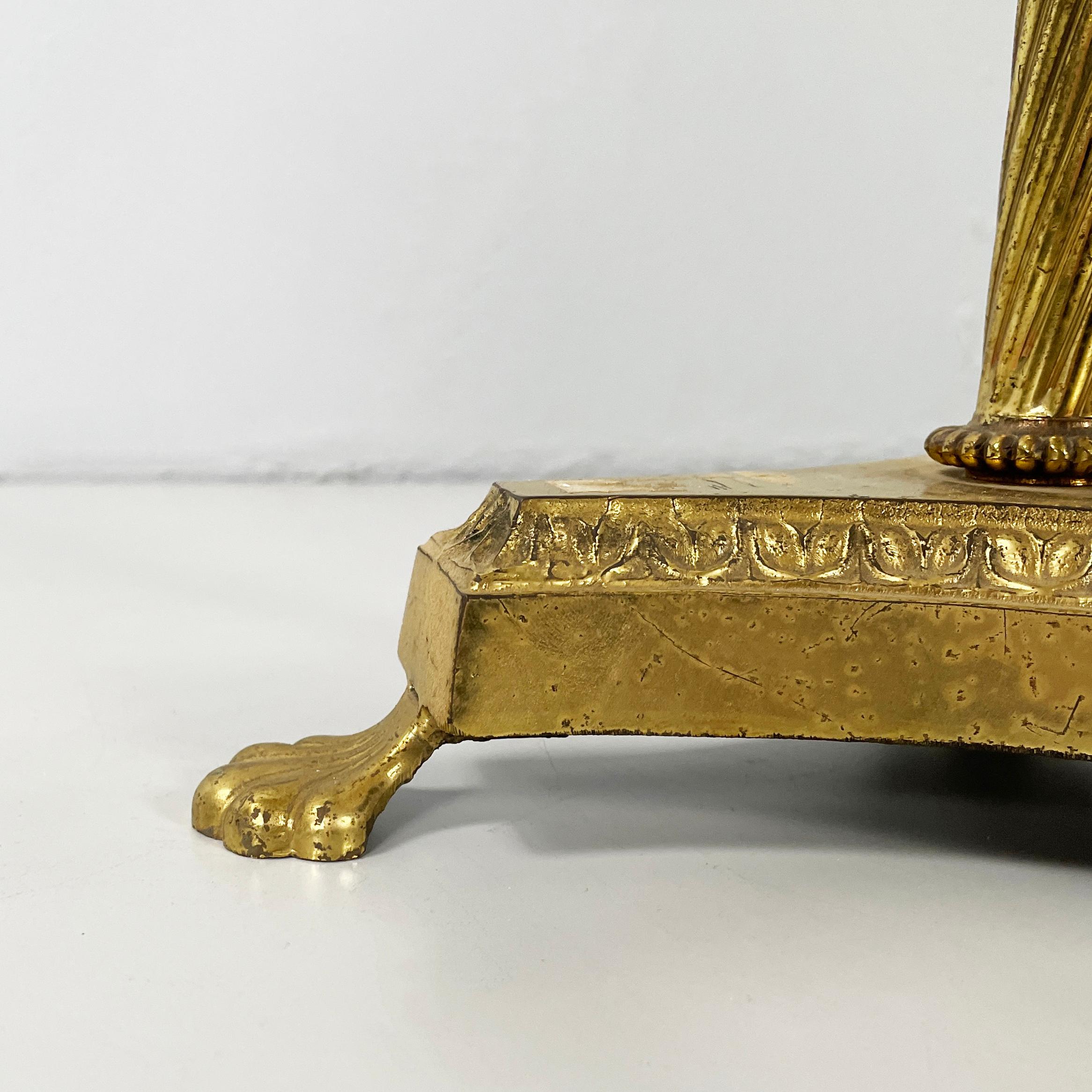 Pie de mesa italiano de estilo imperio finamente elaborado  latón y bronce principios de 1900 en venta 12