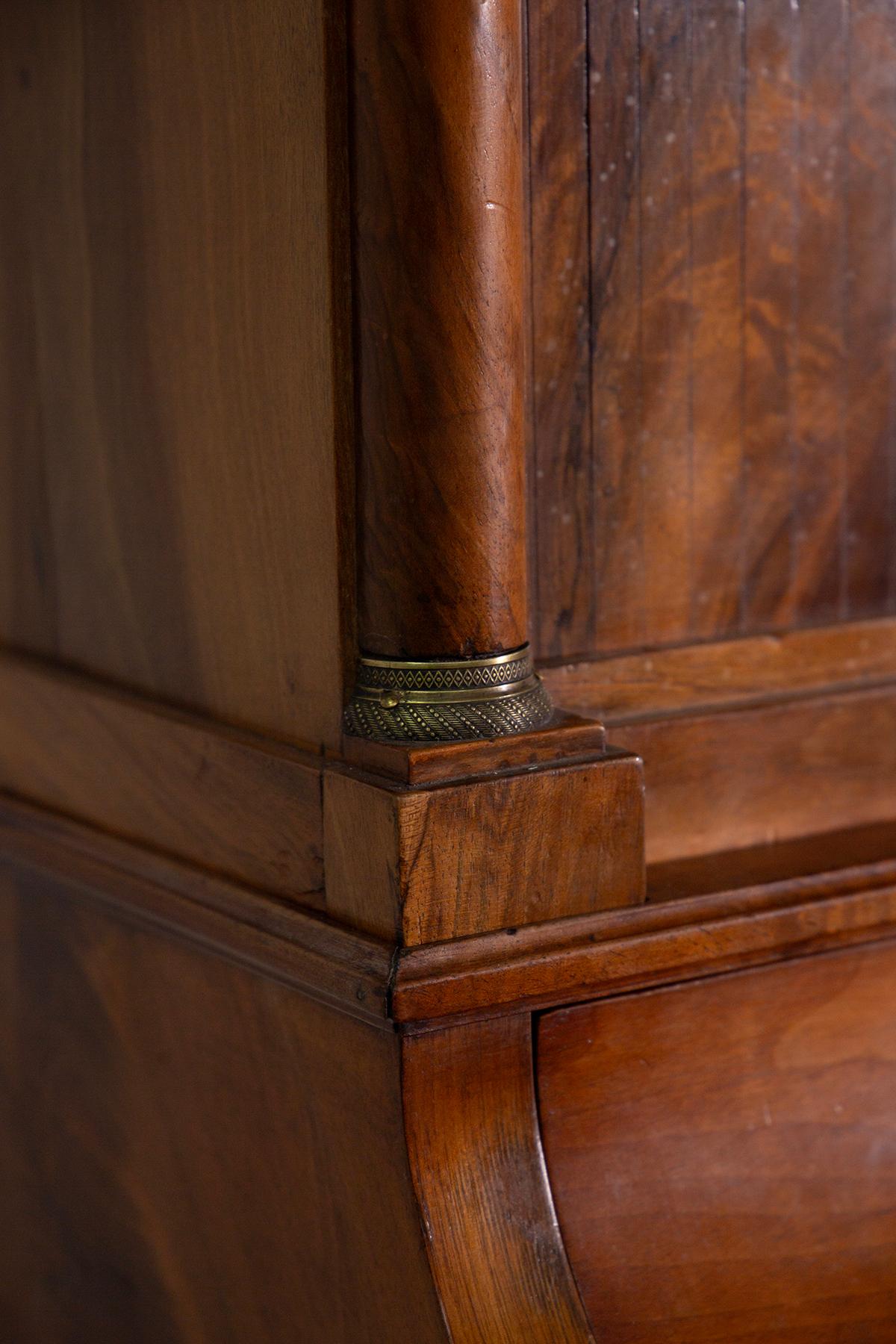 Trumeau Imperio Italiano en madera de brezo y latón con secretos en venta 8