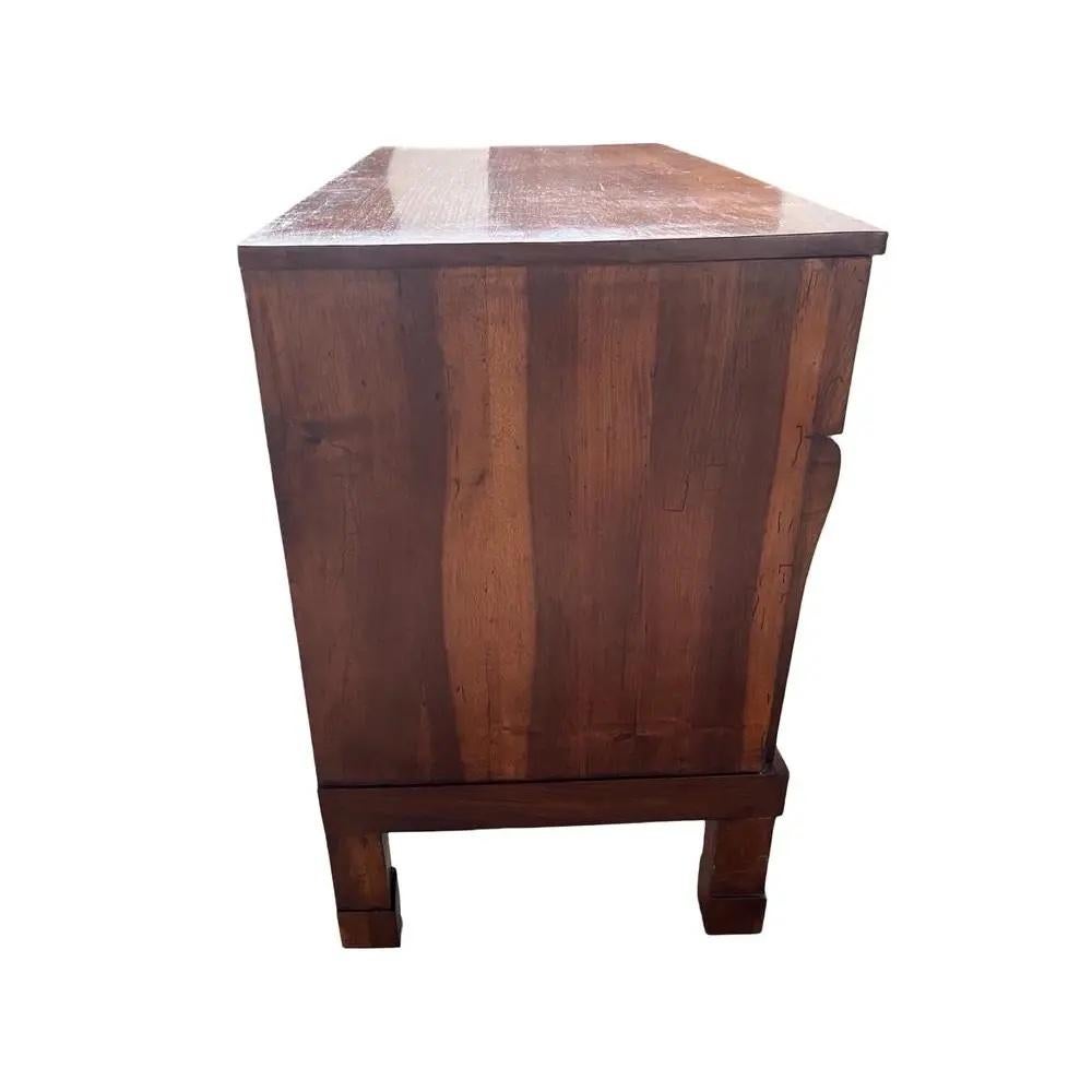 Italienische Empire-Kommode aus Nussbaumholz / Kommode mit Schubladenschrank, 19. Jahrhundert im Angebot 5