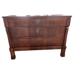 Italienische Empire-Kommode aus Nussbaumholz / Kommode mit Schubladenschrank, 19. Jahrhundert