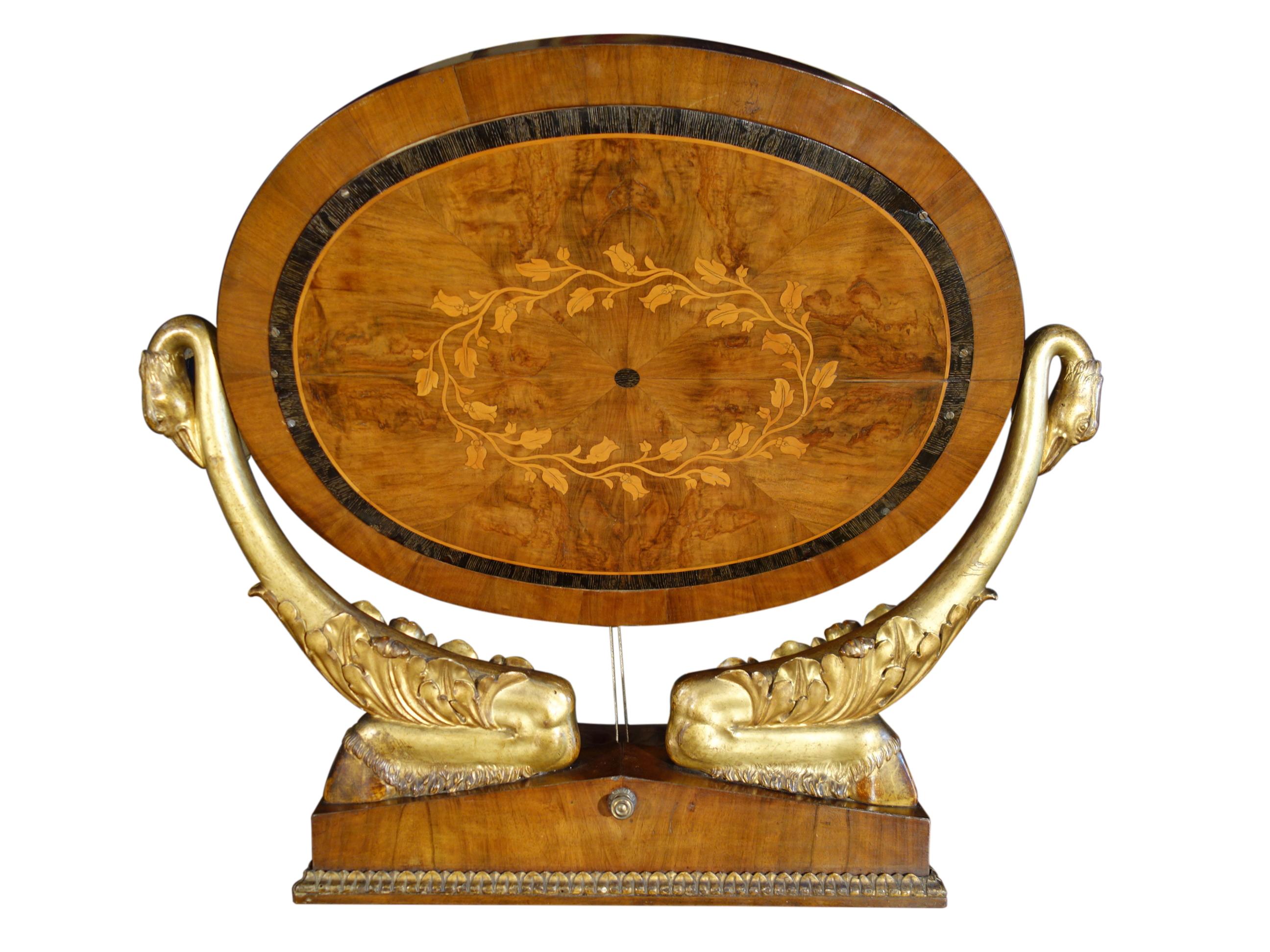 Miroir de table psychédélique Empire italien en noyer avec cygnes dorés et incrustation d'ébène Bon état - En vente à Encinitas, CA