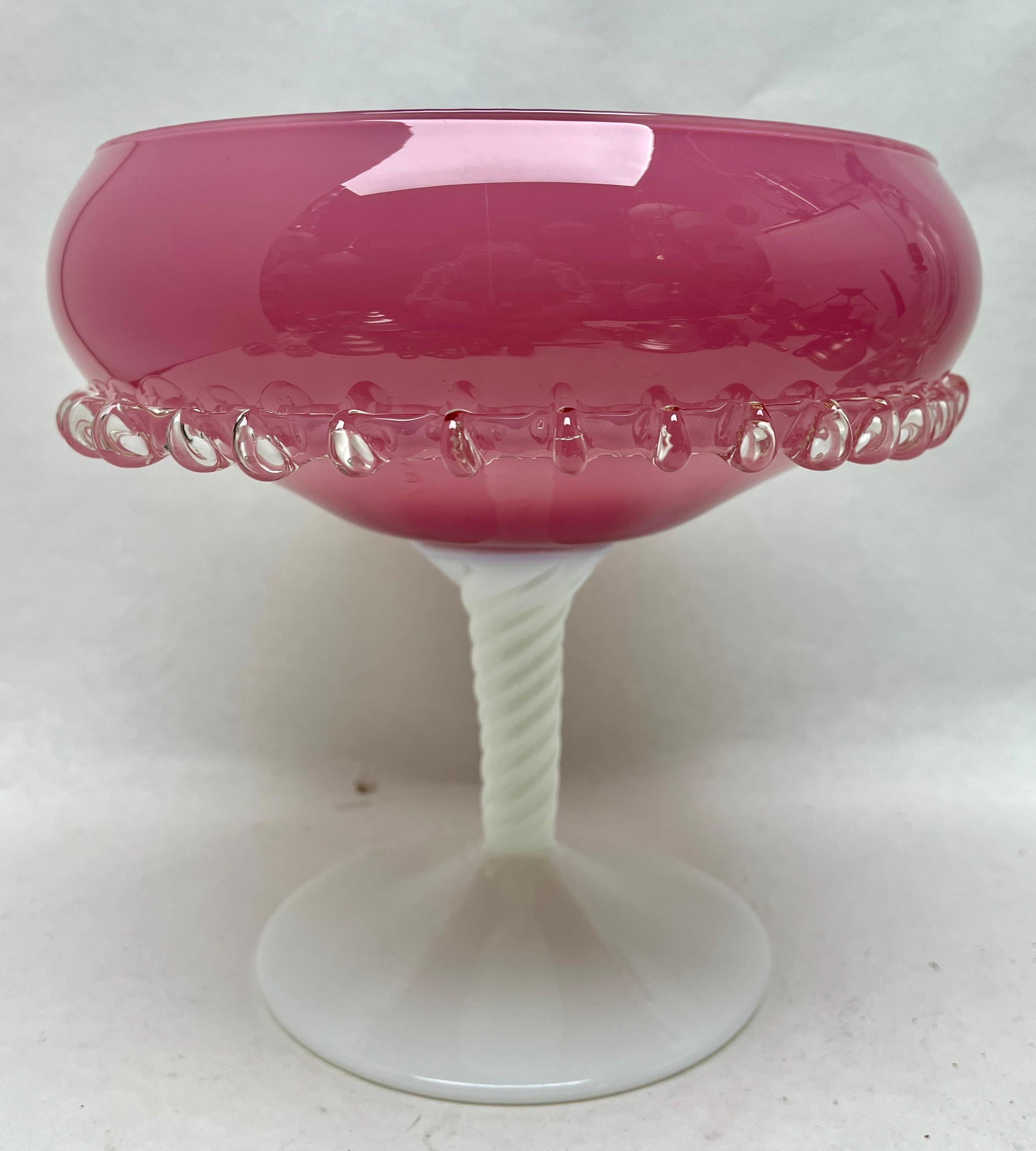 Murano Glass Italian Empoli Art Glass Opaline from the Mid-20th Century, Excellent Condition For Sale