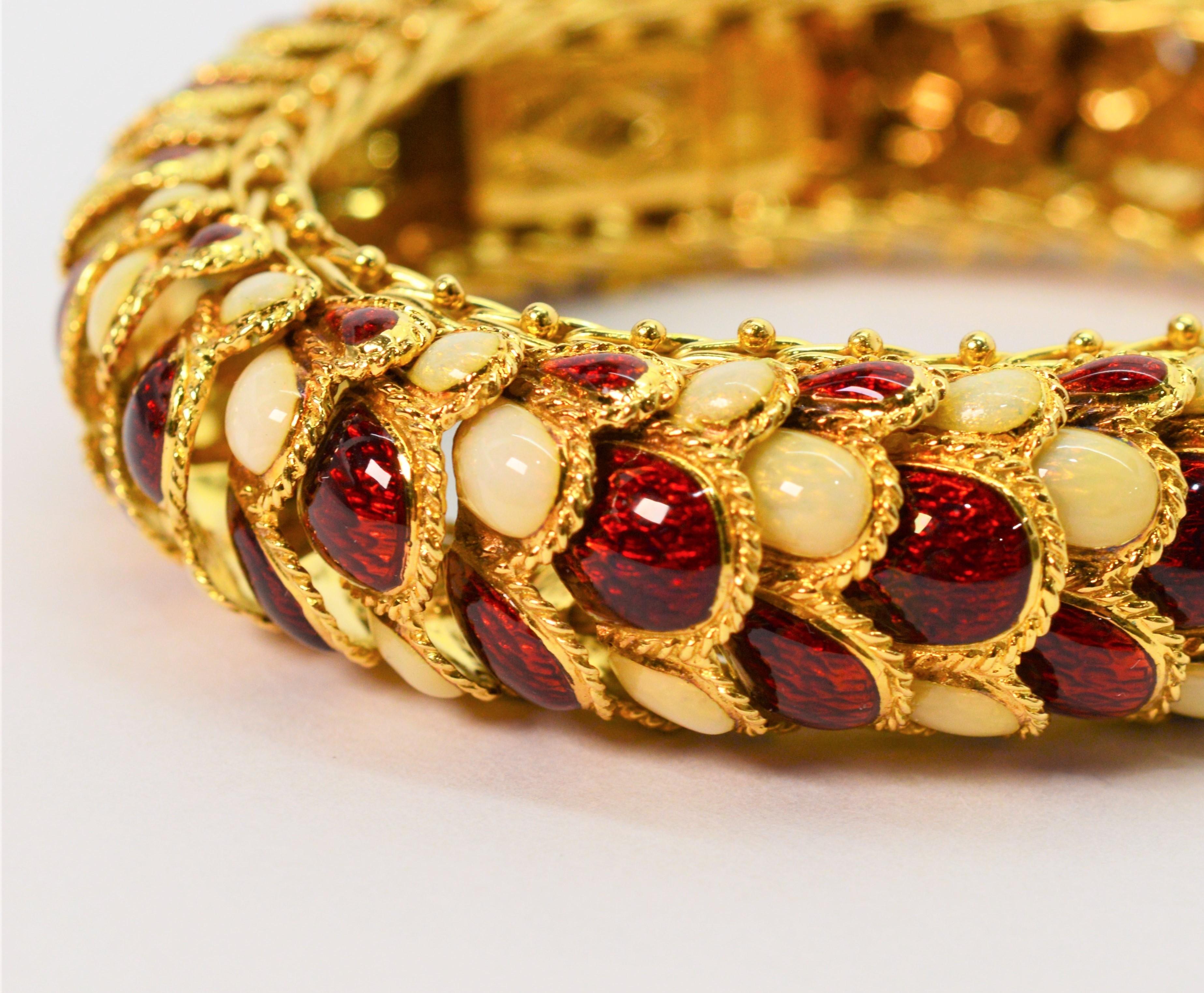 Bracelet serpent italien en or jaune 18 carats et émail Pour femmes en vente