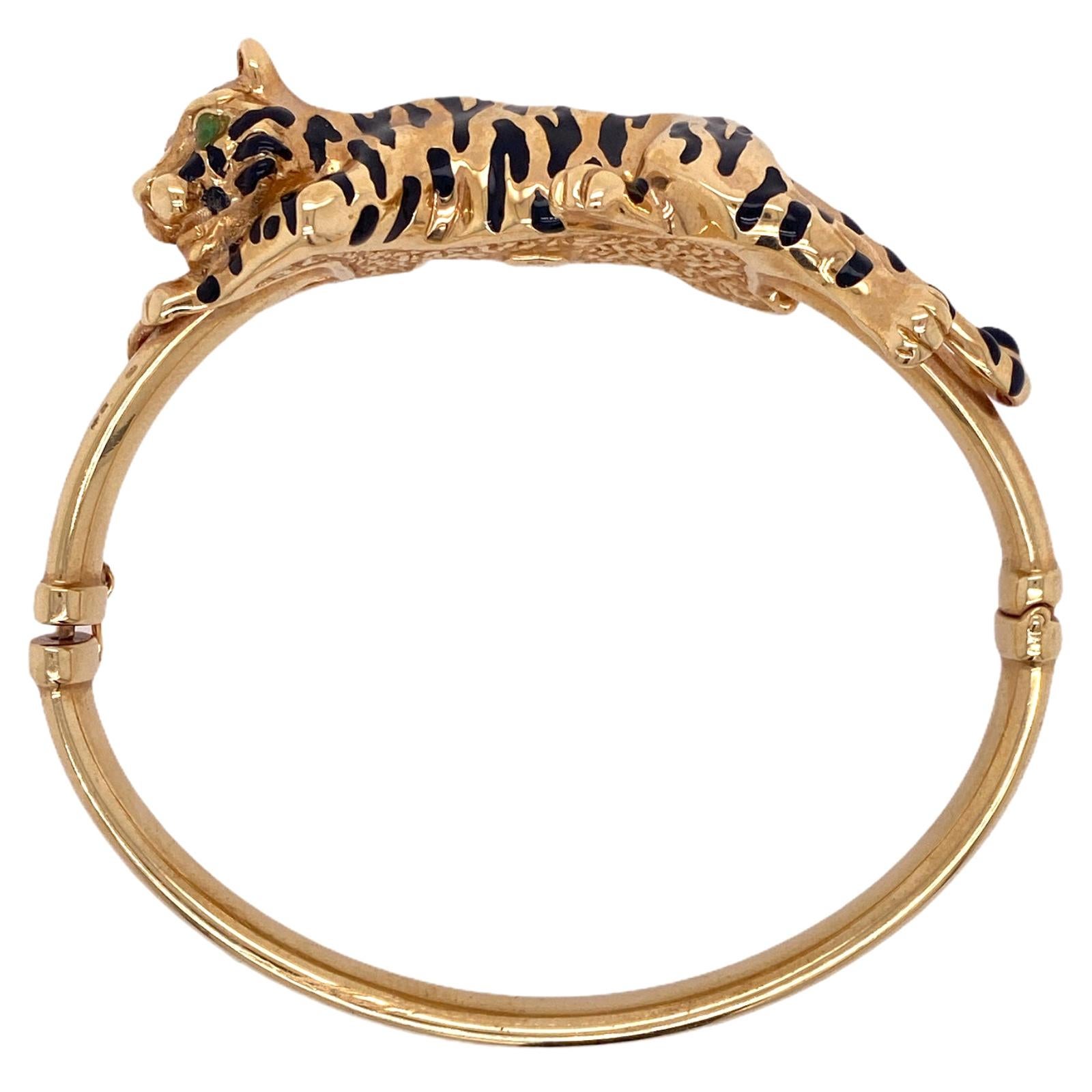 Italian Enamel Tiger 14 Karat Yellow Gold Vintage Hinged Bangle Bracelet