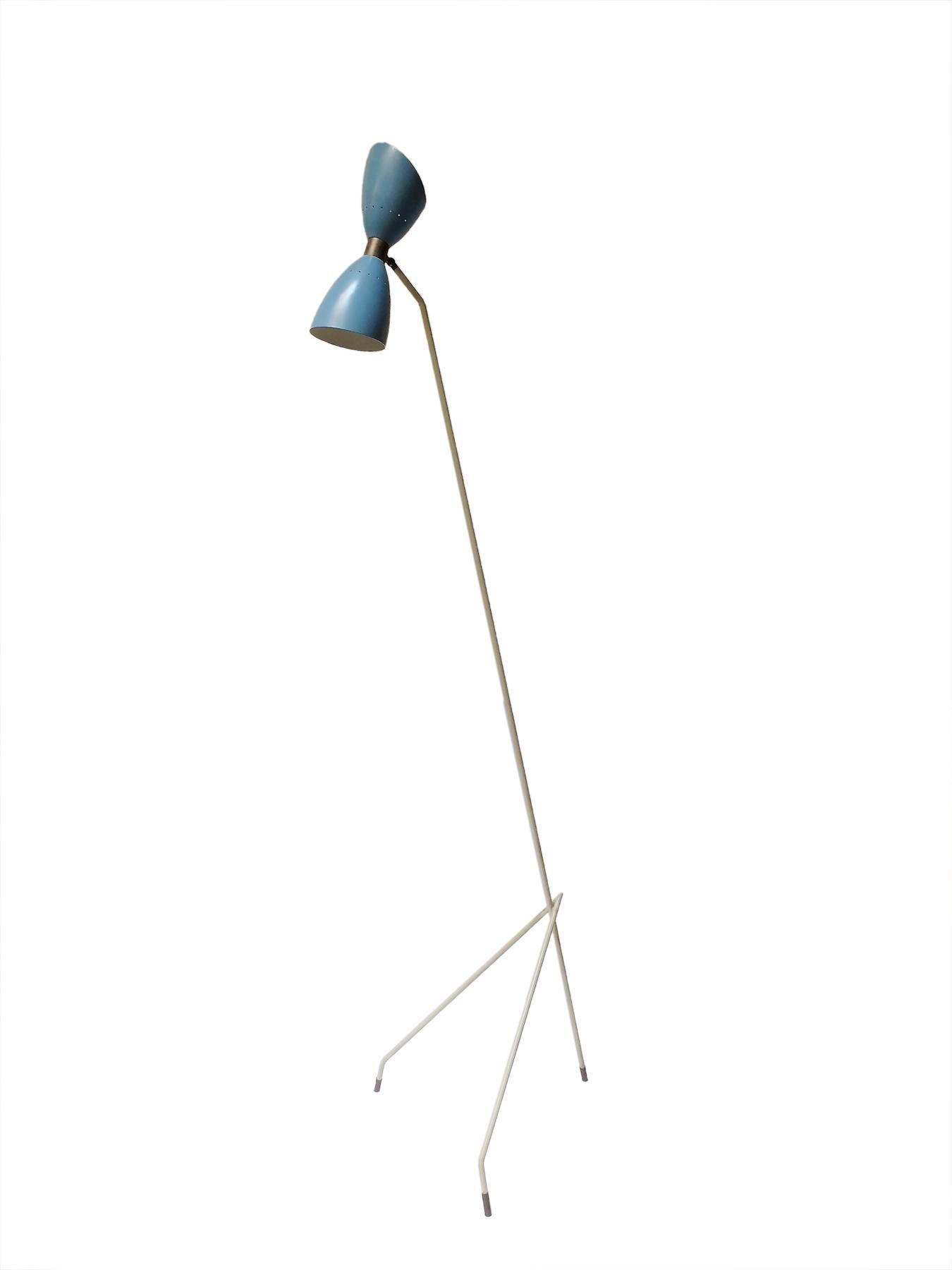 Italian floor lamp, made out of enameled aluminum and gilded brass. Adjustable lampshade, white stand, and tripod.
