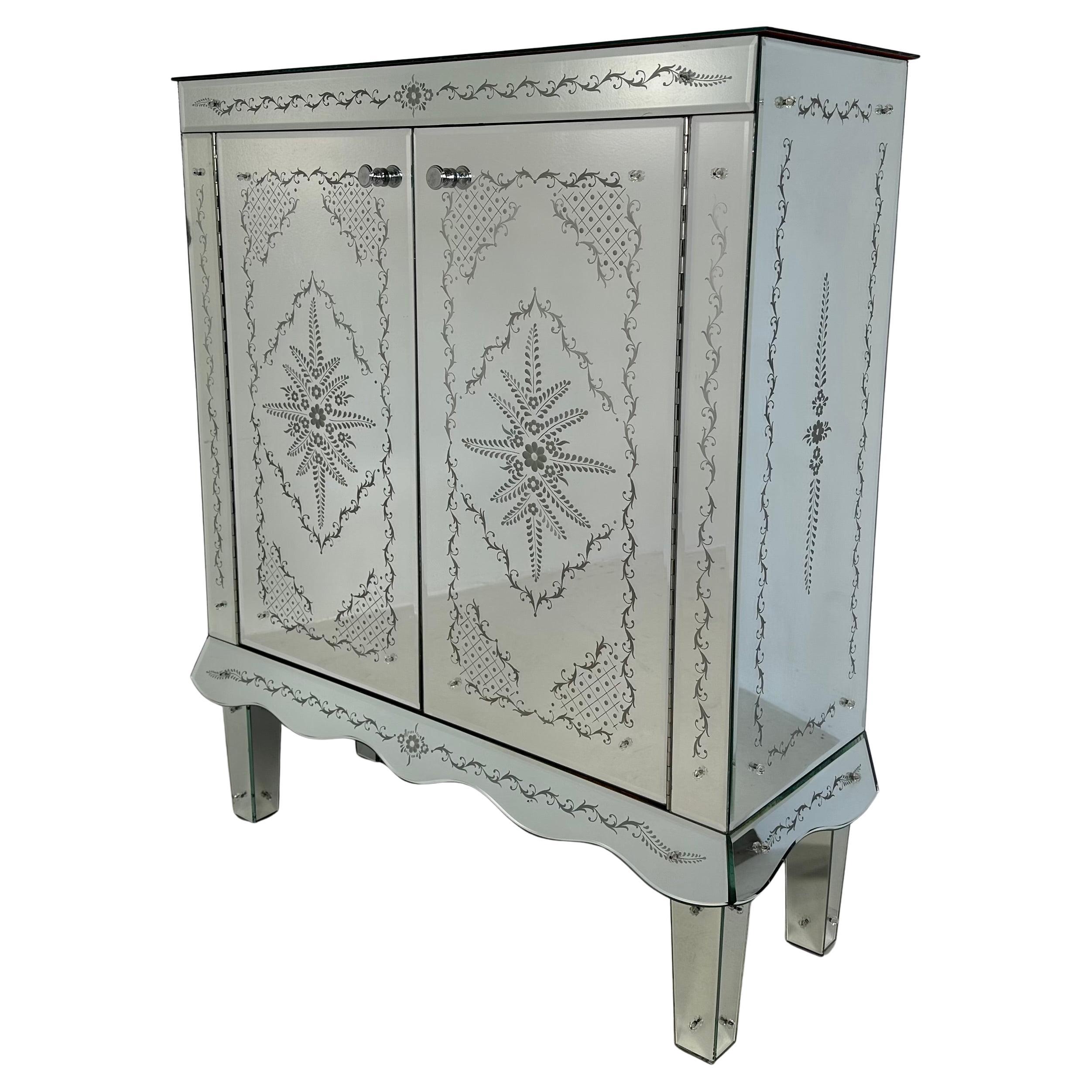 Italian Engraved Murano Glass Mirror Cabinet, Art Deco Style