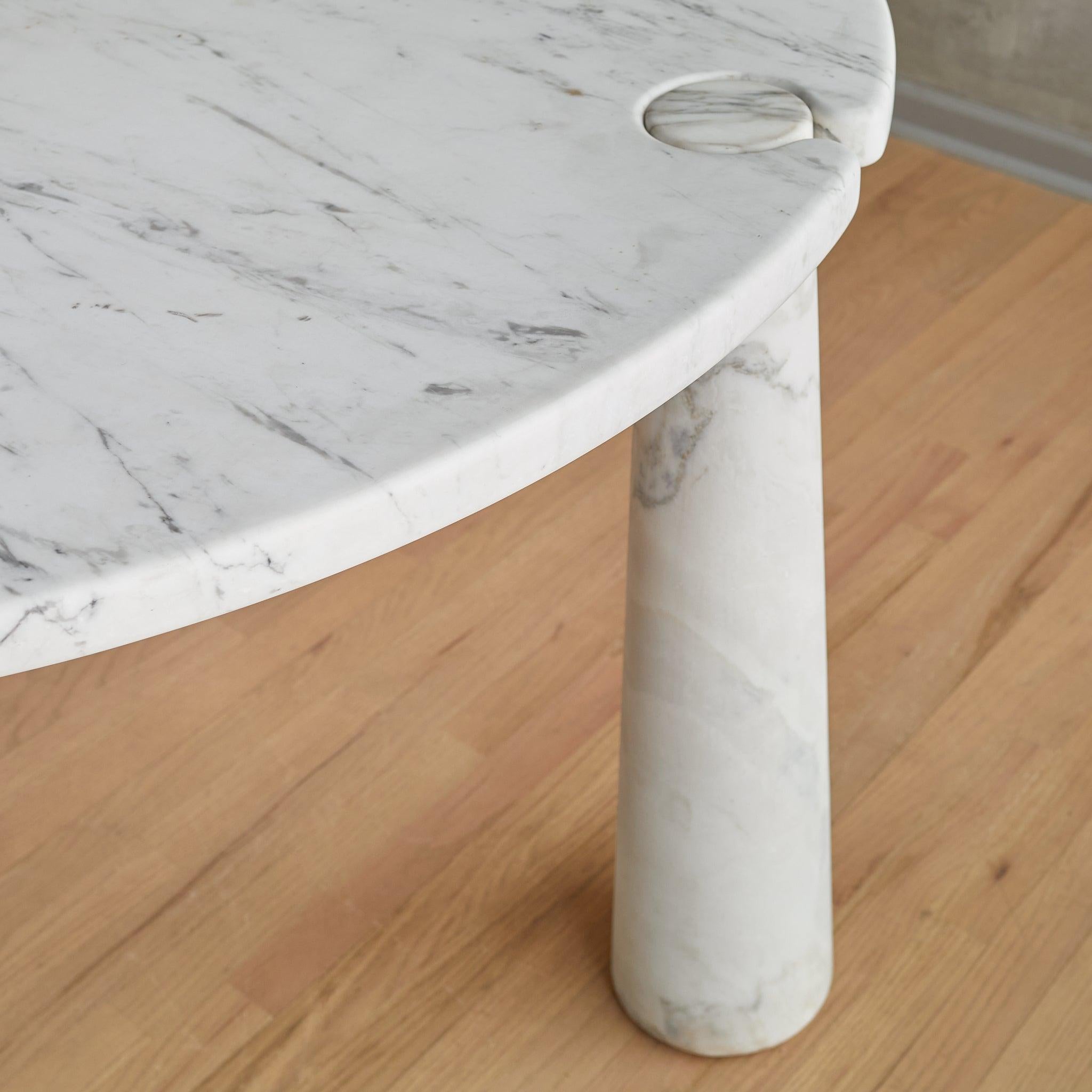 Italienischer 'Eros' Esstisch aus Carrara-Marmor von Angelo Mangiarotti für Skipper im Angebot 3