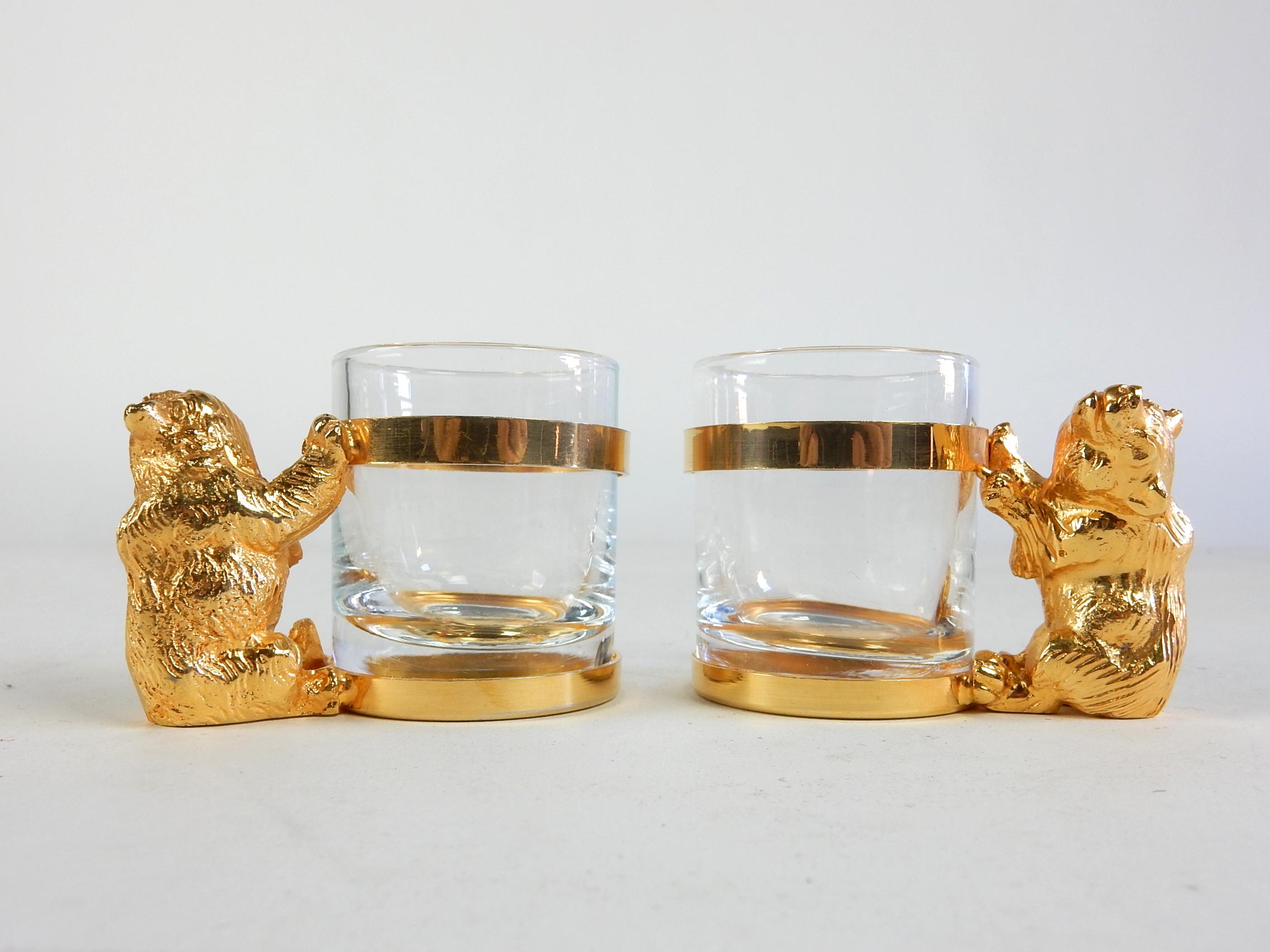 Rare set of 10 Italian Demitasse espresso cups by Mika.
Unique set for the espresso lover.
Gold color plated bear handles/frame with glass inserts.
Signed 