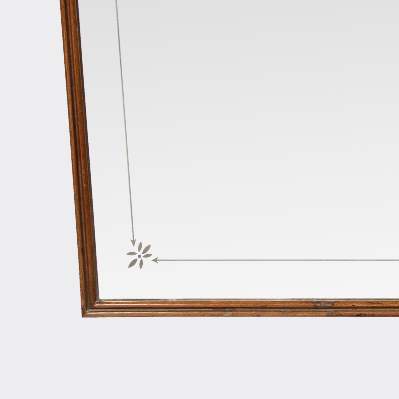 Mid-20th Century Italian Etched Design Mirror For Sale