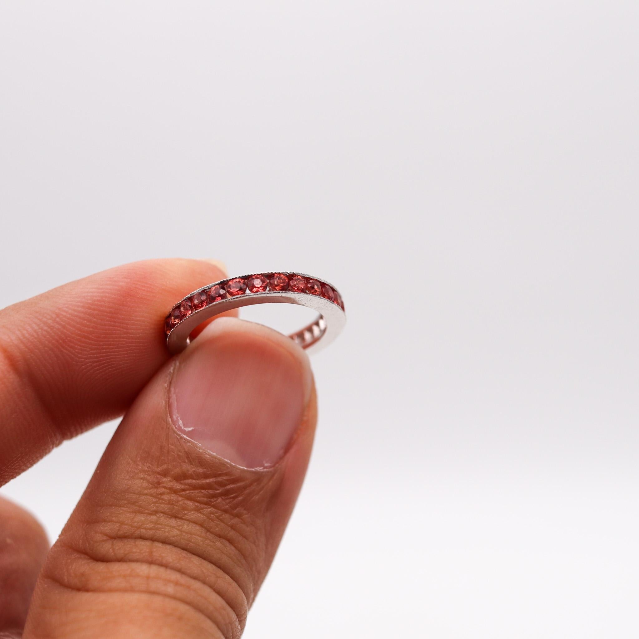Italian Eternity Ring Band In 18 Kt White Gold With 1.68 Ctw In Reddish Sapphire In Excellent Condition For Sale In Miami, FL
