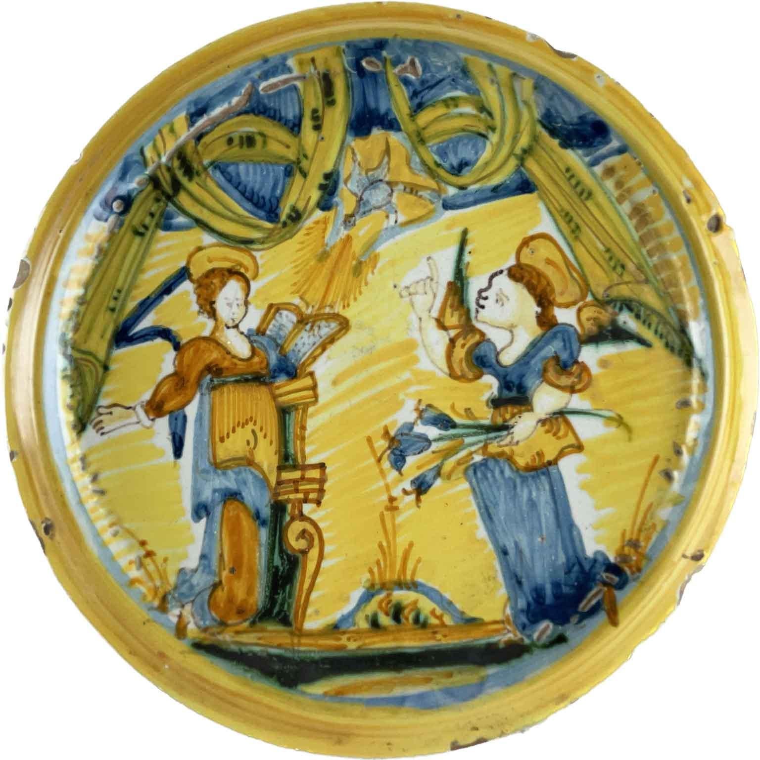 Fait main Riser en faïence italienne du 18ème siècle avec annunciation en vente