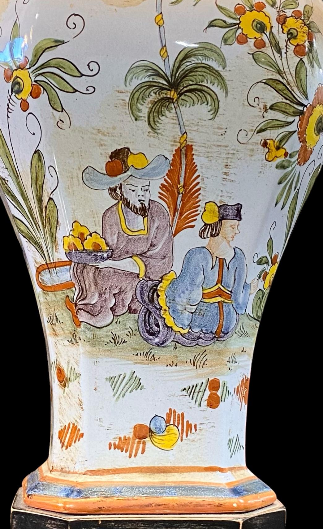 Mid-Century Modern Italian Faience Chinoiserie Design Table Lamp Embroidered Shade