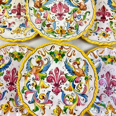 Italian Faïence Pottery Fleur-de-Lis Hand Painted Plates, set of six