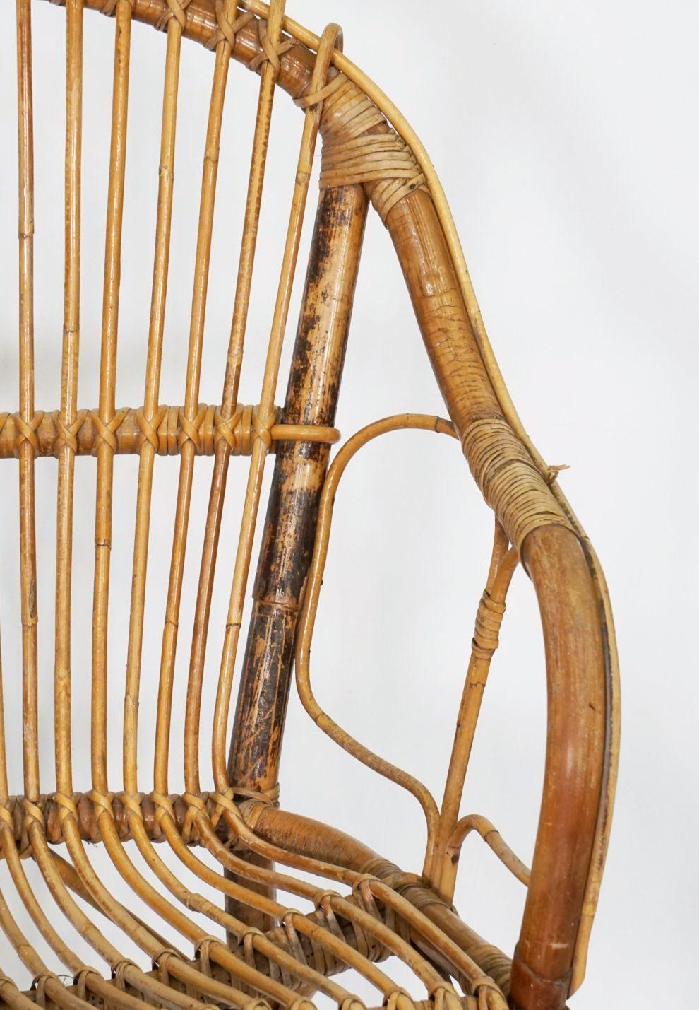 Fauteuil italien à dossier en éventail en rotin et bambou du milieu du 20e siècle Bon état - En vente à Austin, TX