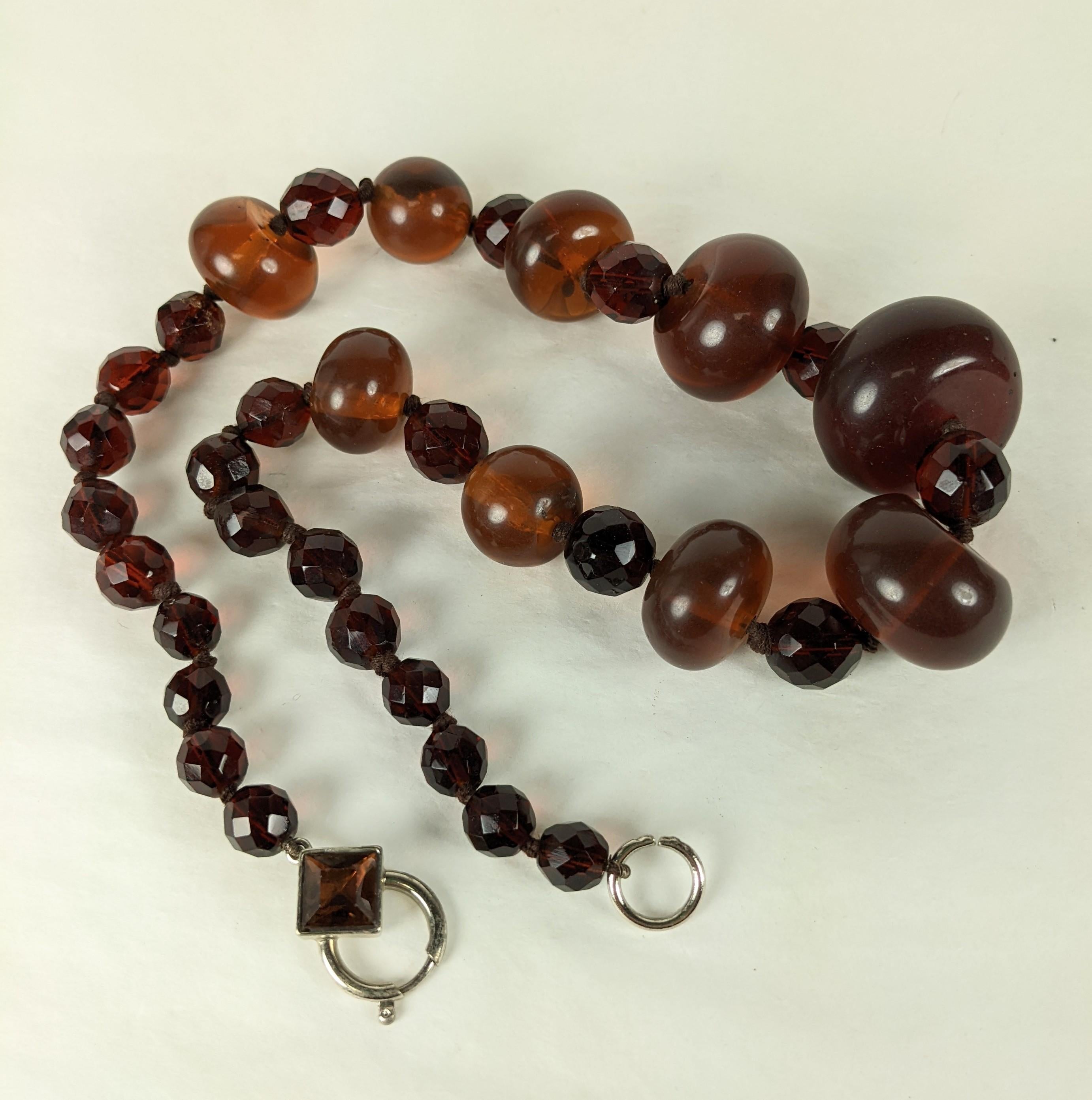 Collier de fausses perles d'ambre italiennes Pour femmes en vente