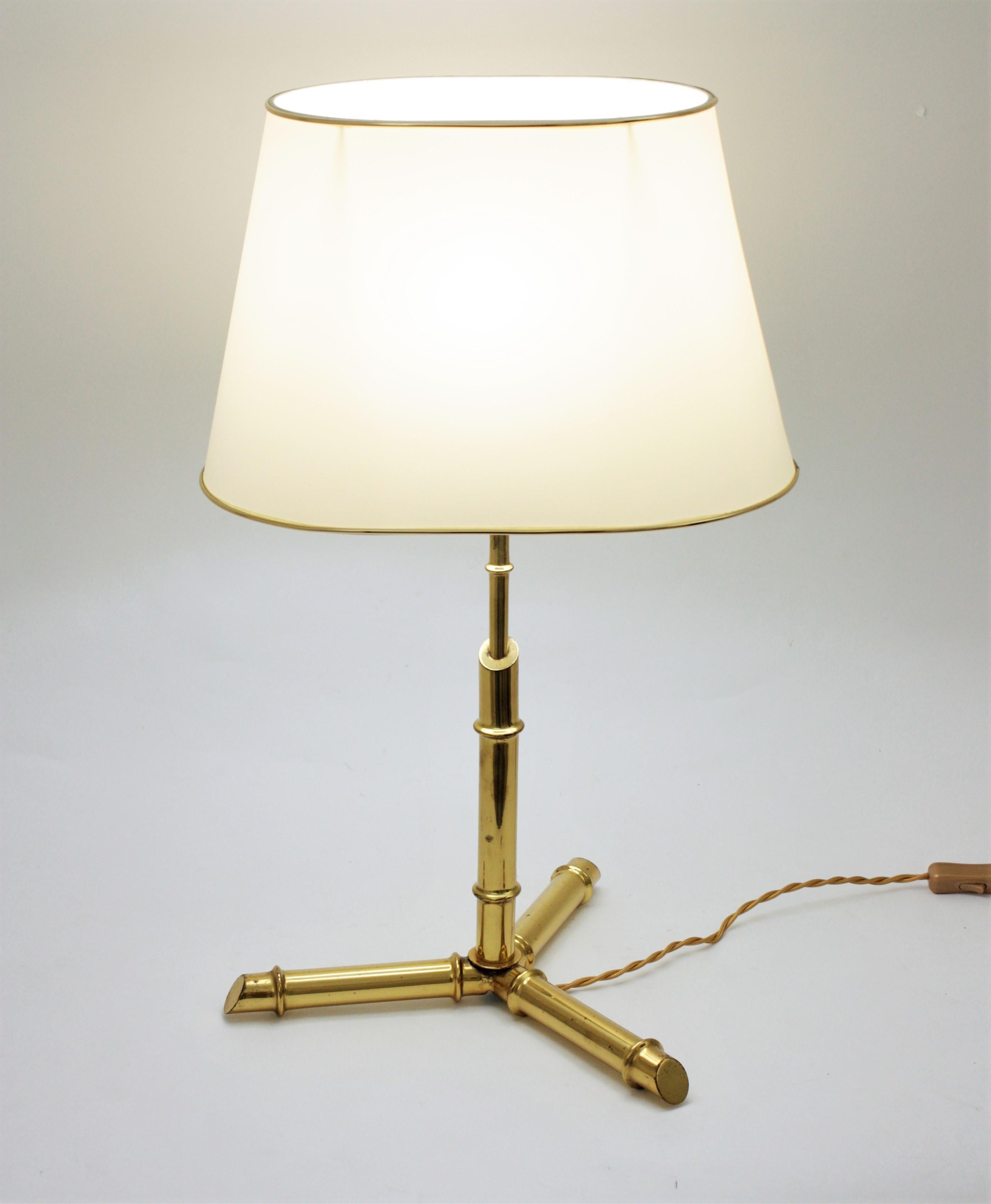 Mid-Century Modern Italian Faux Bamboo Tripod Table Lamp in Brass, 1970s For Sale