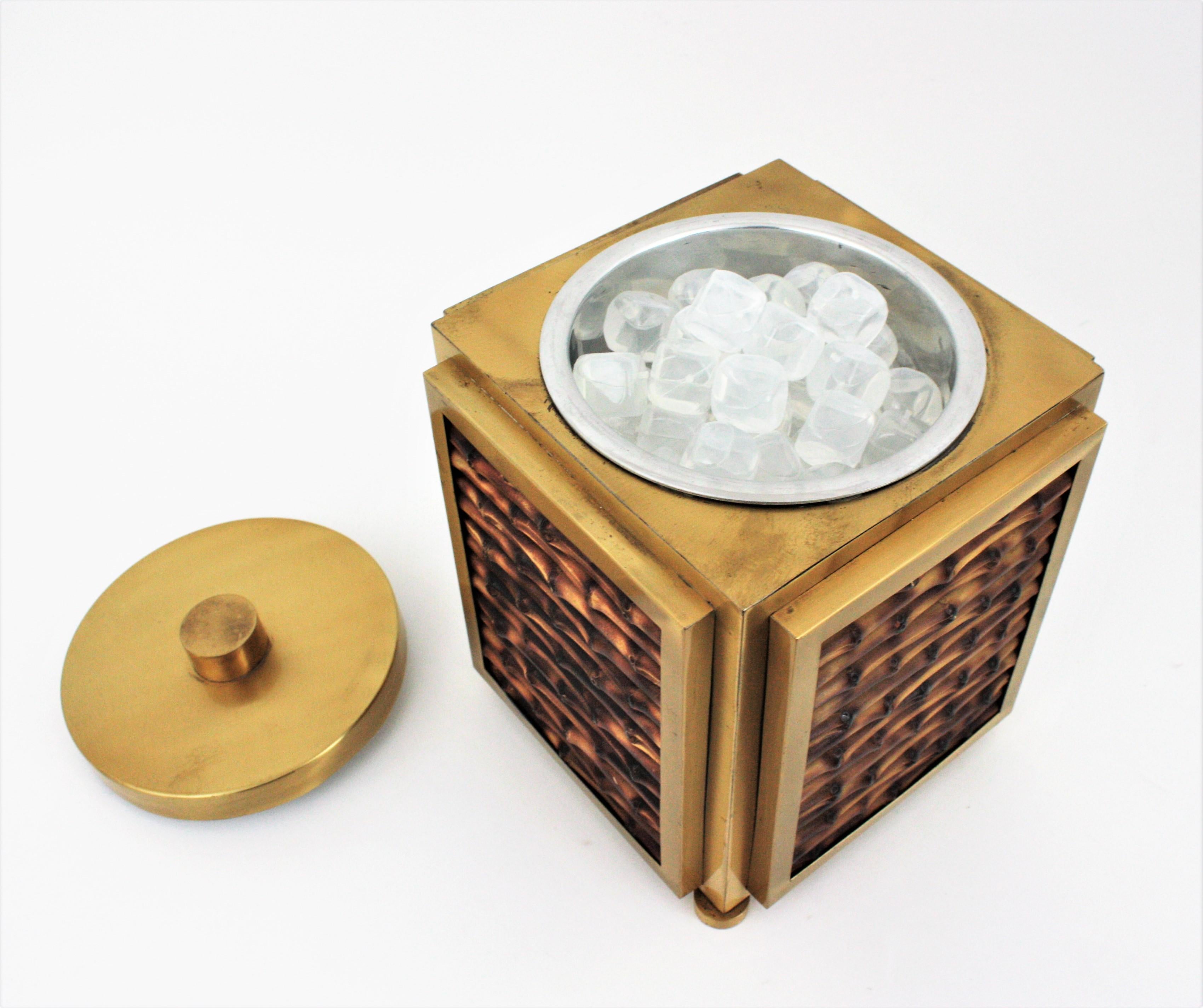 Mid-Century Modern Seau à glace à champagne et champagne en faux bambou, céramique et laiton en vente