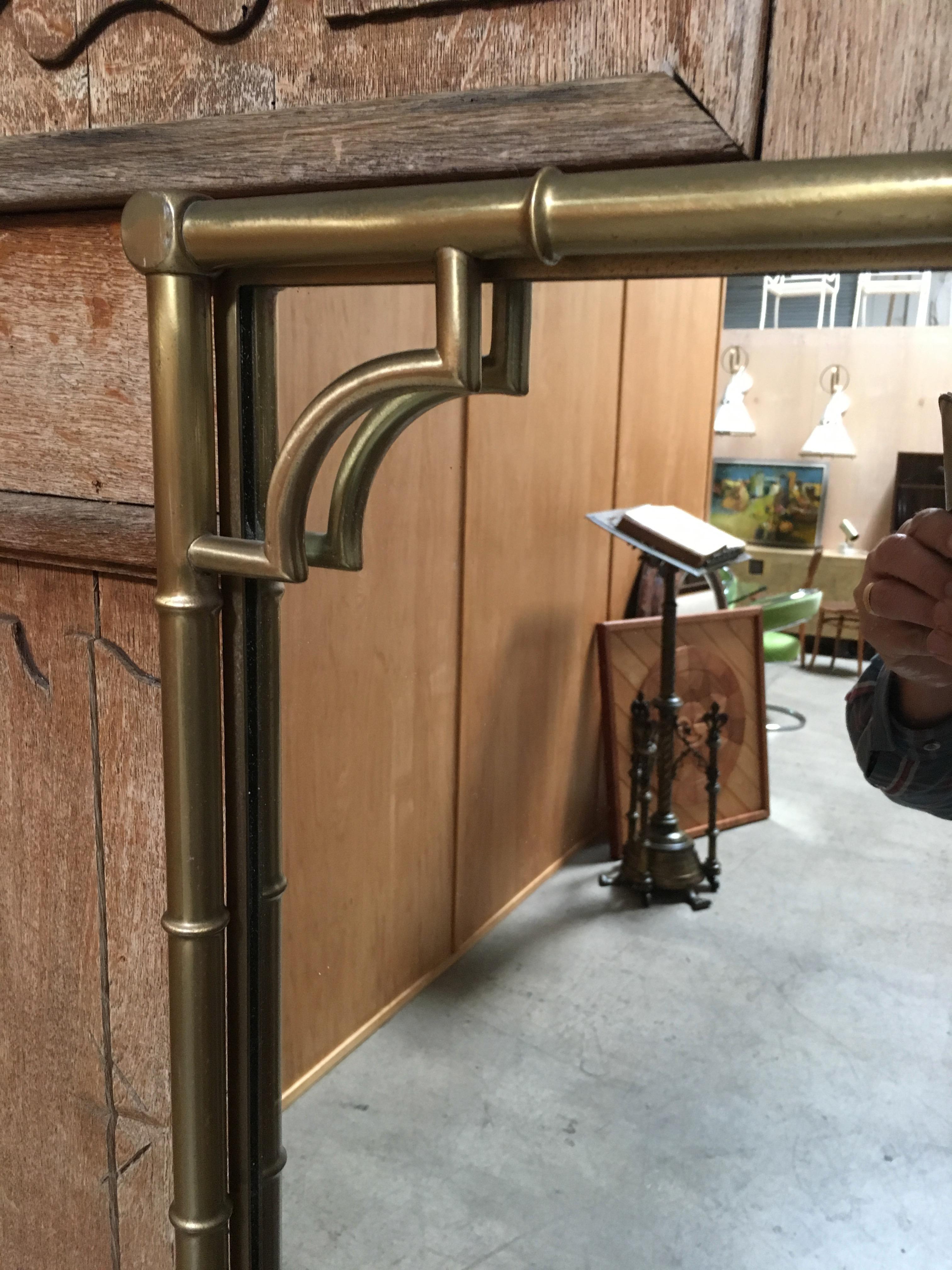 Specchio italiano con cornice in finto bambù In condizioni buone in vendita a Denton, TX