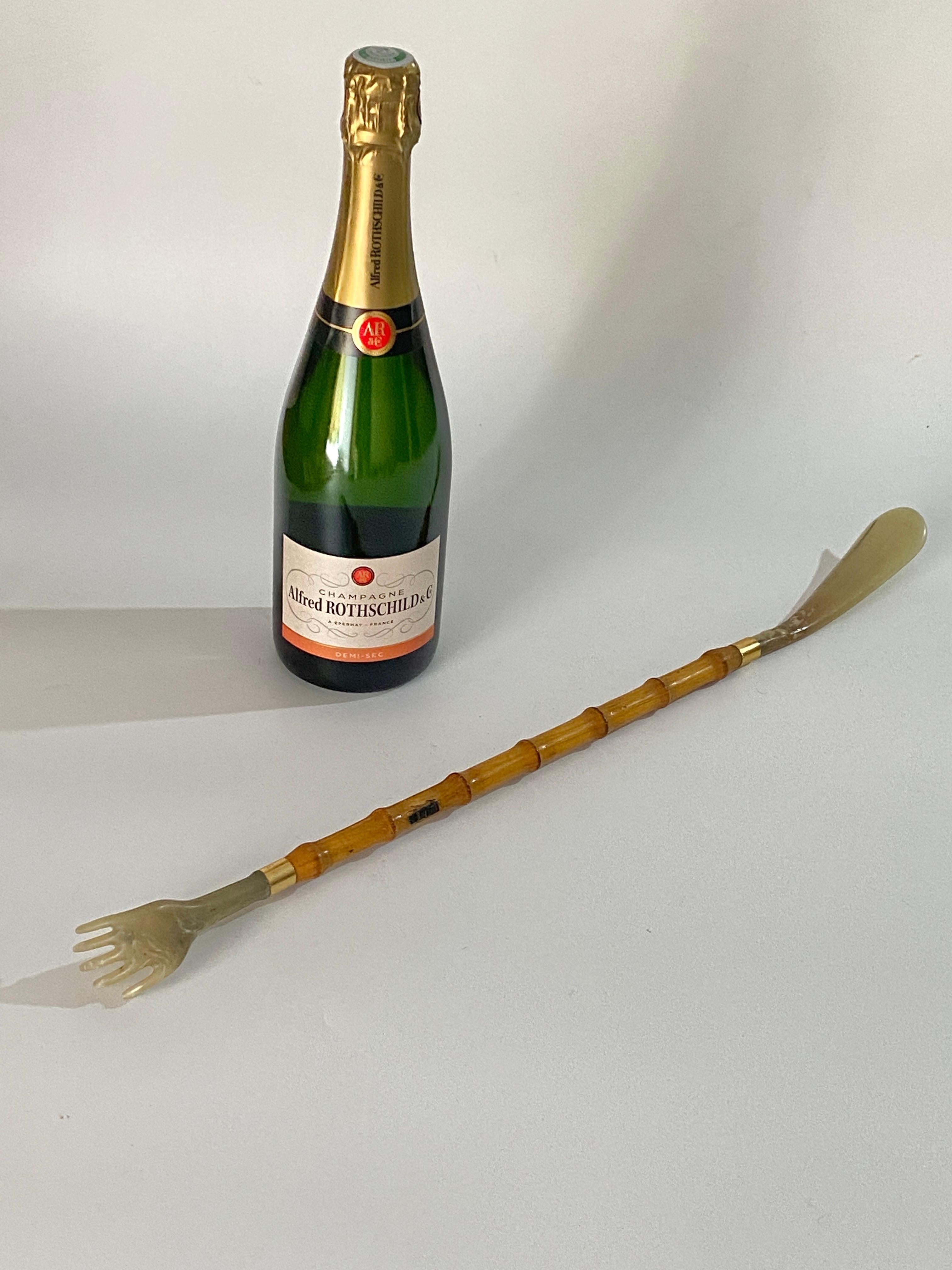 Chausse-pieds et gratte-dos italien en faux bambou, Italie vers 1960, couleur Brown 2