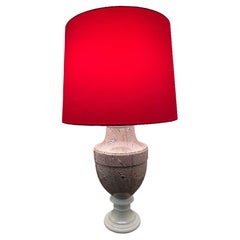 Italienische Faux Bois-Lampe mit rotem Seidenschirm