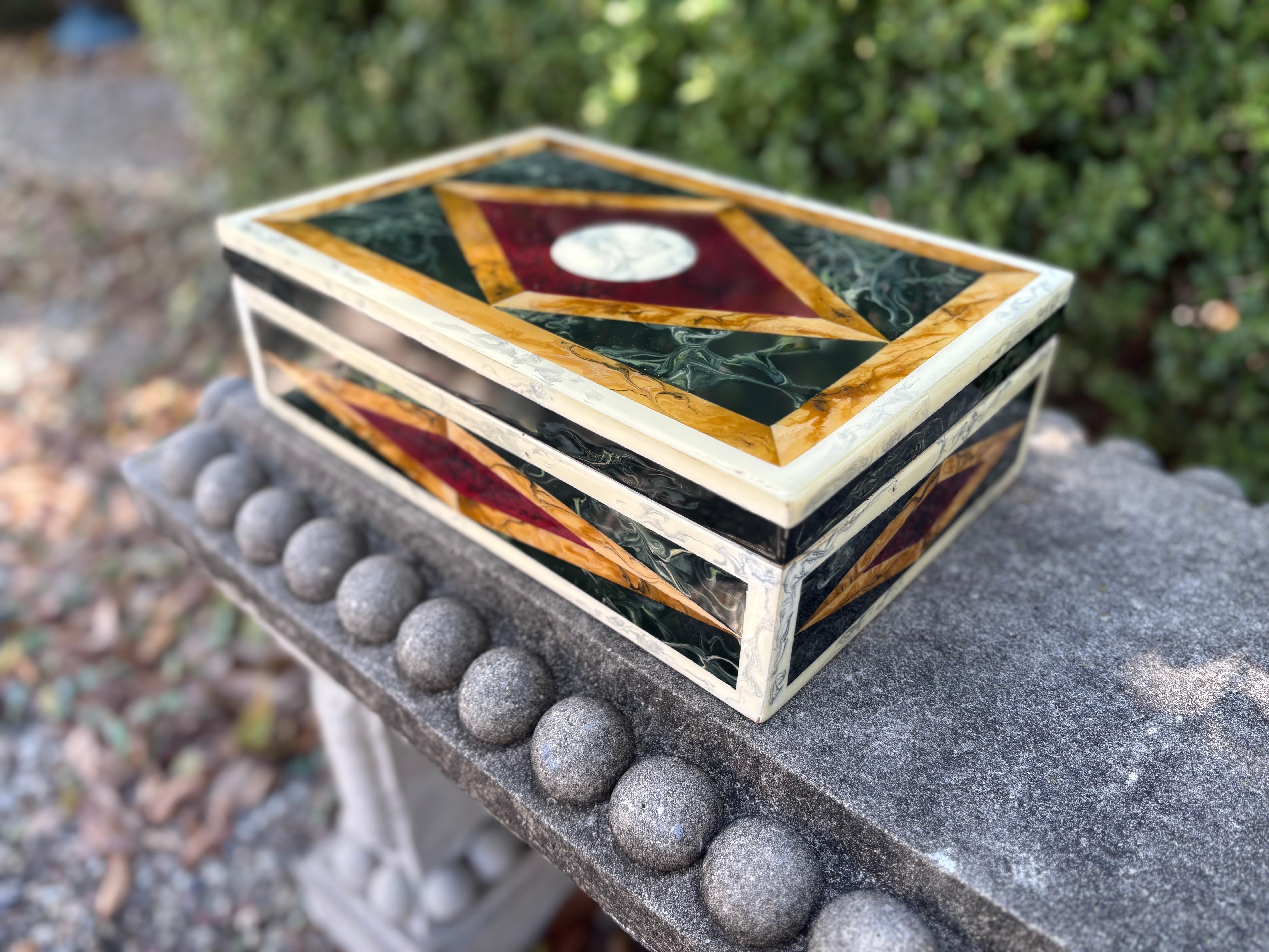 Italian Faux Marble Lacquered Box For Sale 1