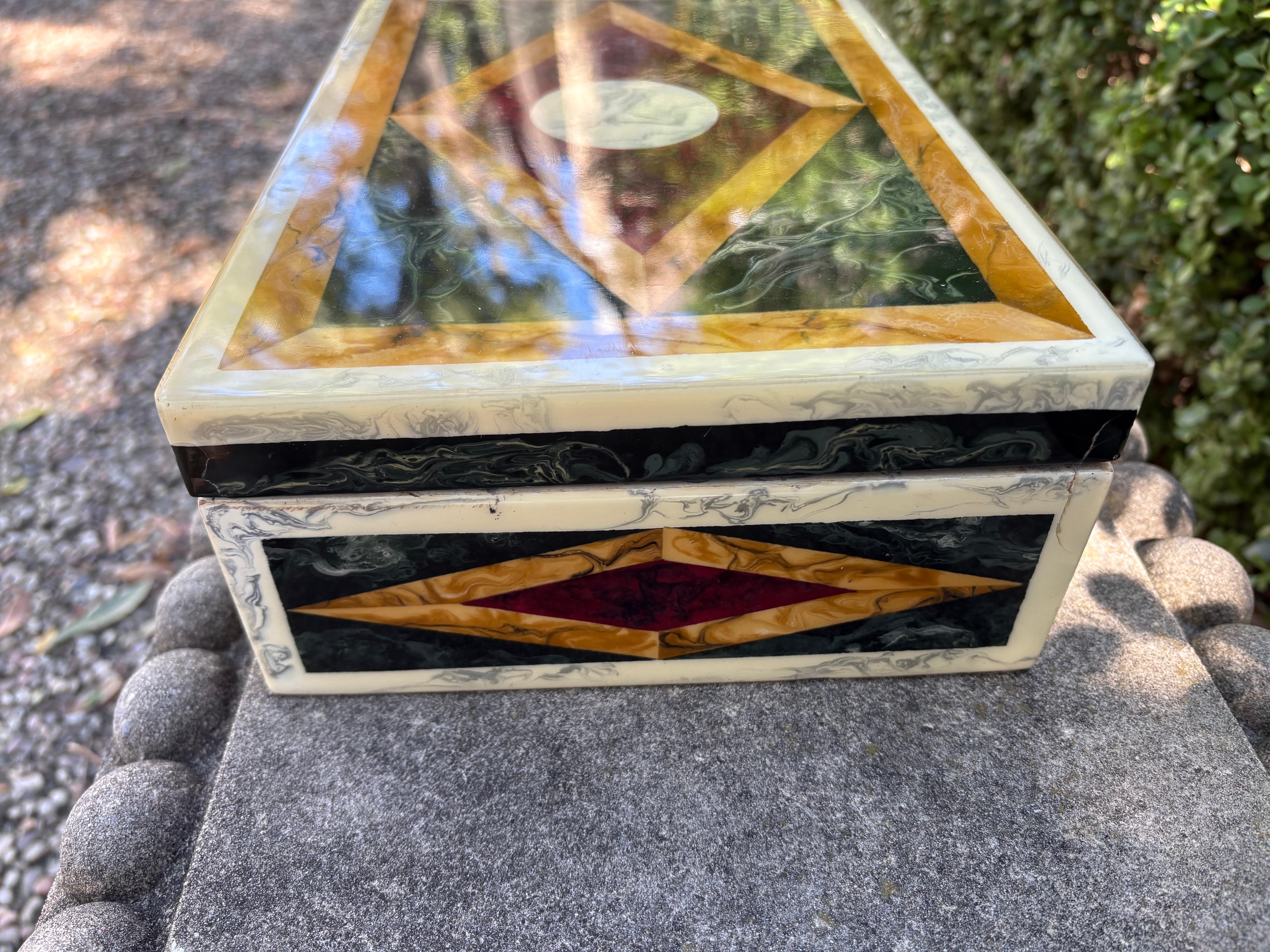 Italian Faux Marble Lacquered Box For Sale 2