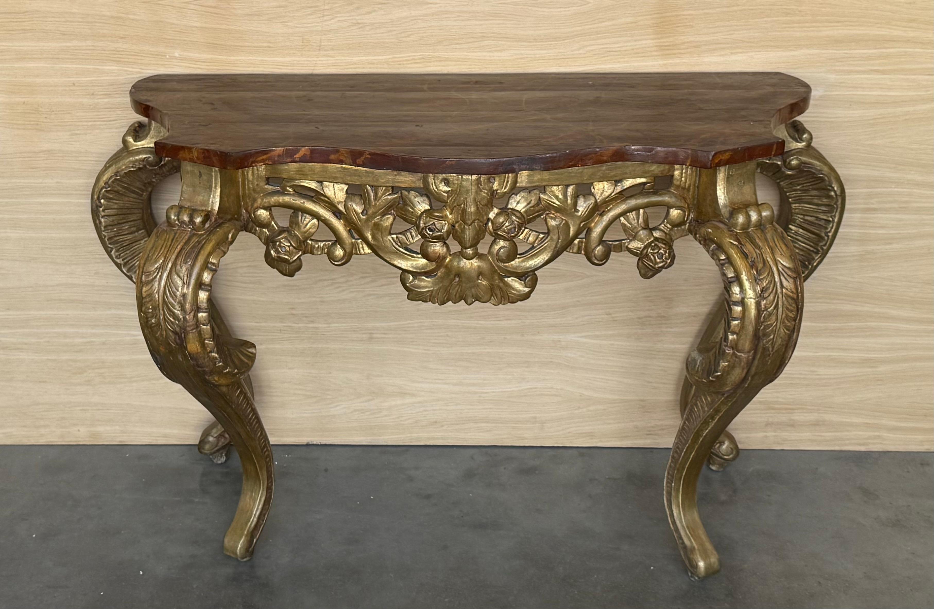 Italian Faux Marbleized Gilt Acanthus and Berry Console, Circa 1820 In Good Condition For Sale In Miami, FL