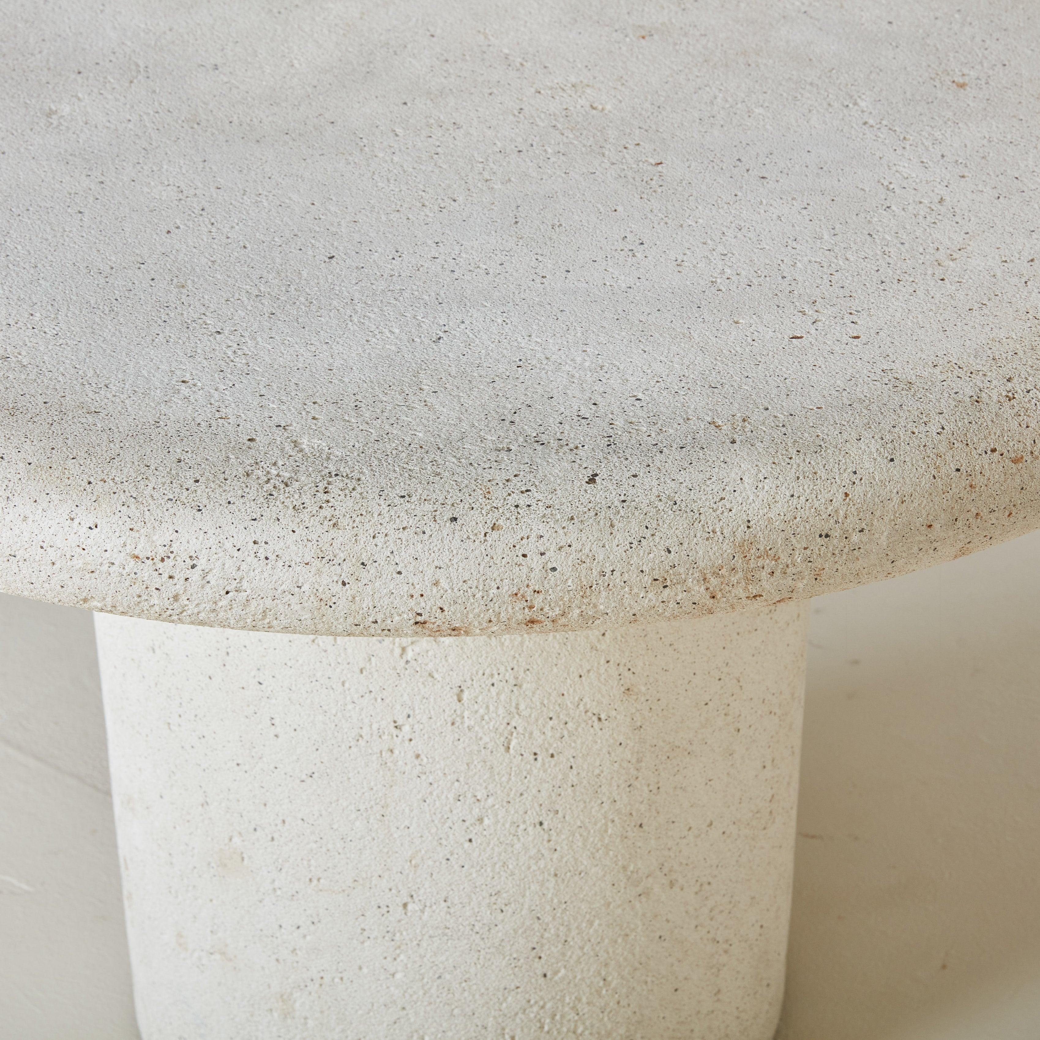 Table d'entrée ou de salle à manger italienne en fausse pierre, années 1980 en vente 1