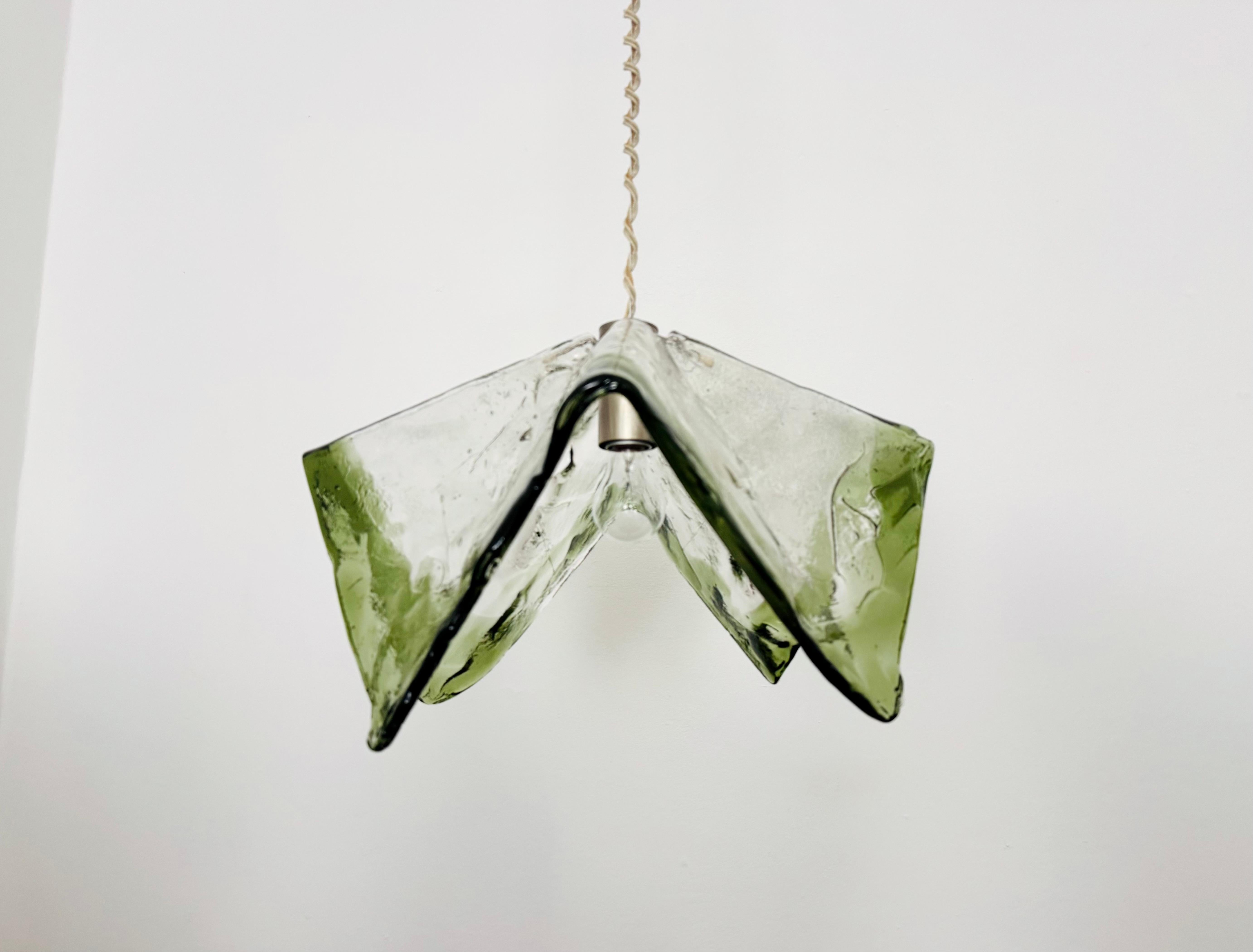 Mid-Century moderno Lampada a sospensione in vetro Fazzoletto di Carlo Nason per Mazzega in vendita