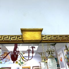 Miroir mural Borghese en bois doré de style Feder italien