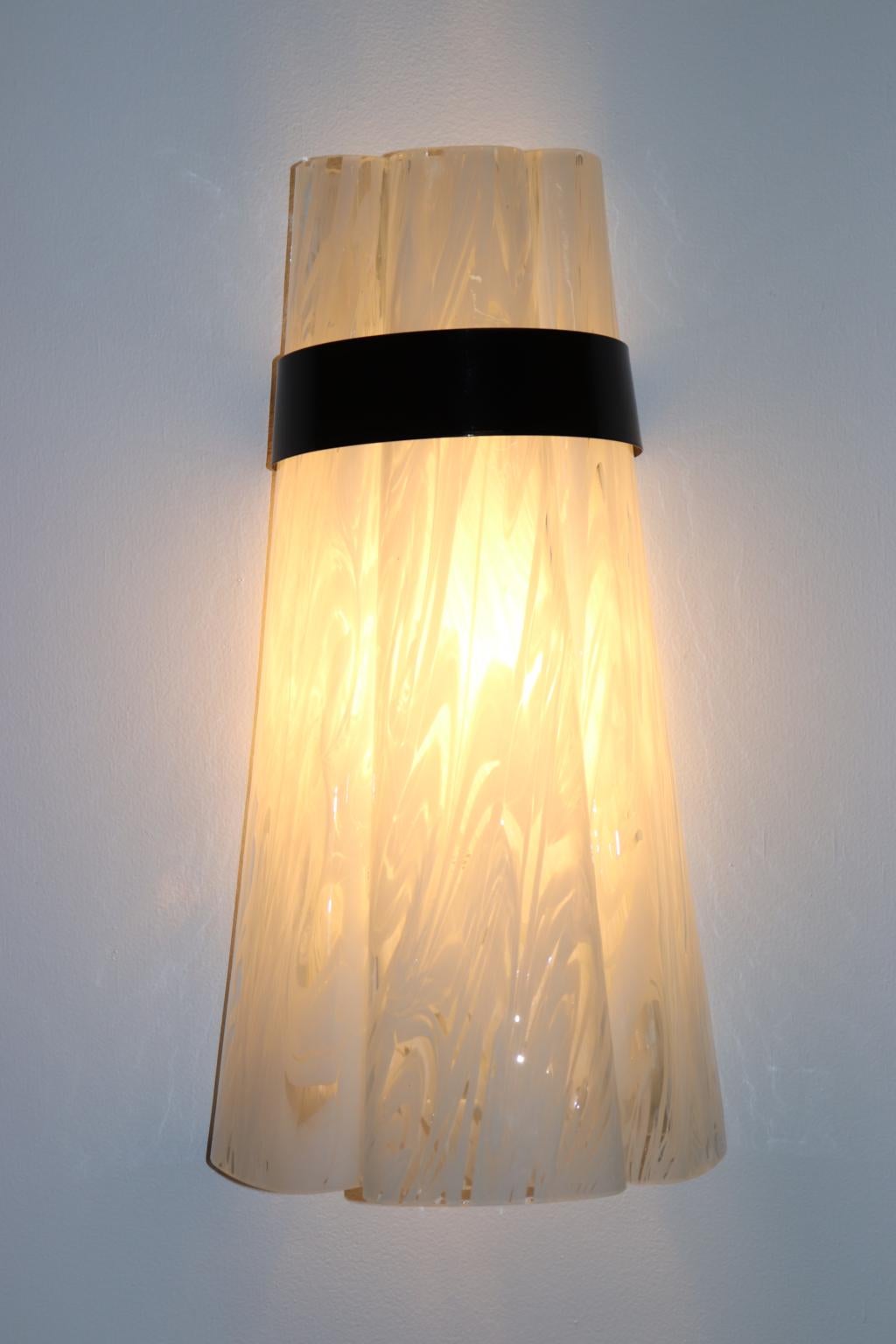 Hand-Crafted Italian Federica Marangoni Wall Lamp Murano Glass Transparent 