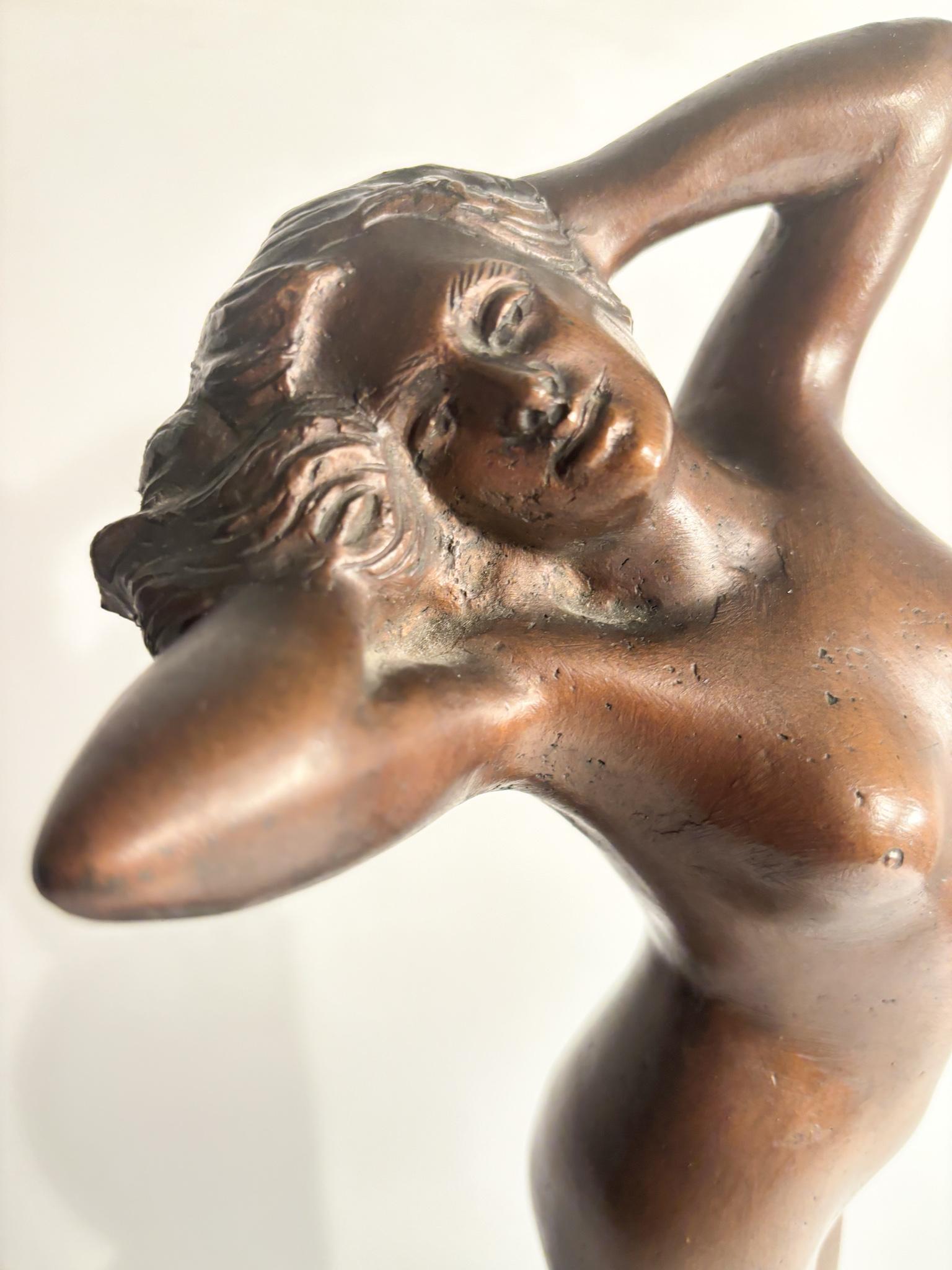 Scultura italiana di bronzo femminile nuda di Vincenzo Aurisicchio del 1800 in vendita 1