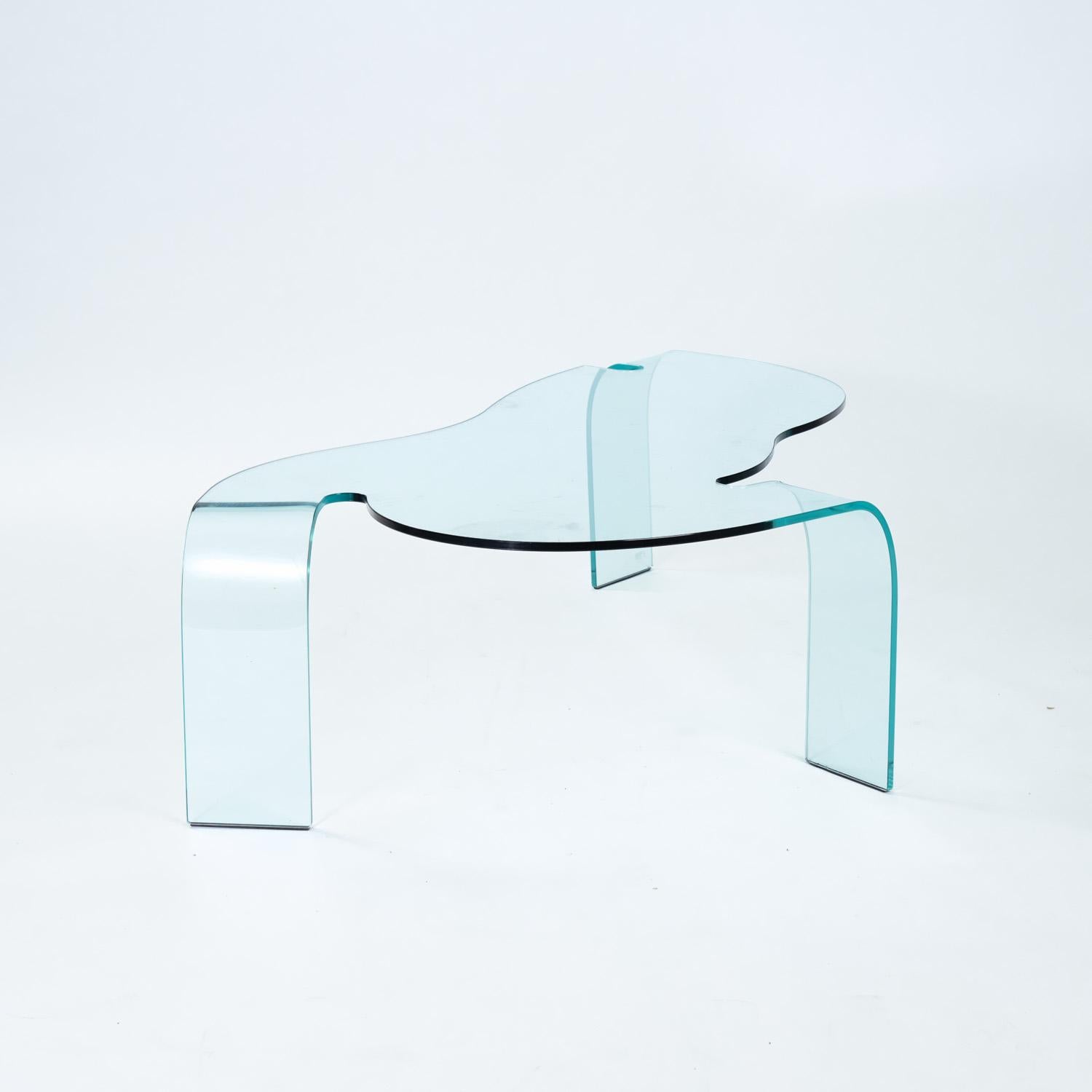 Italian Fiam bended glass Coffeetable by Hans Von Klier 7
