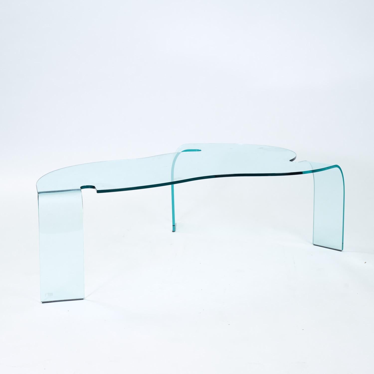 Italian Fiam bended glass Coffeetable by Hans Von Klier 10