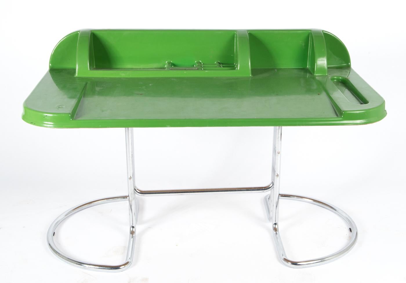 Late 20th Century Italian Fiber Desk by Giotto Stoppino