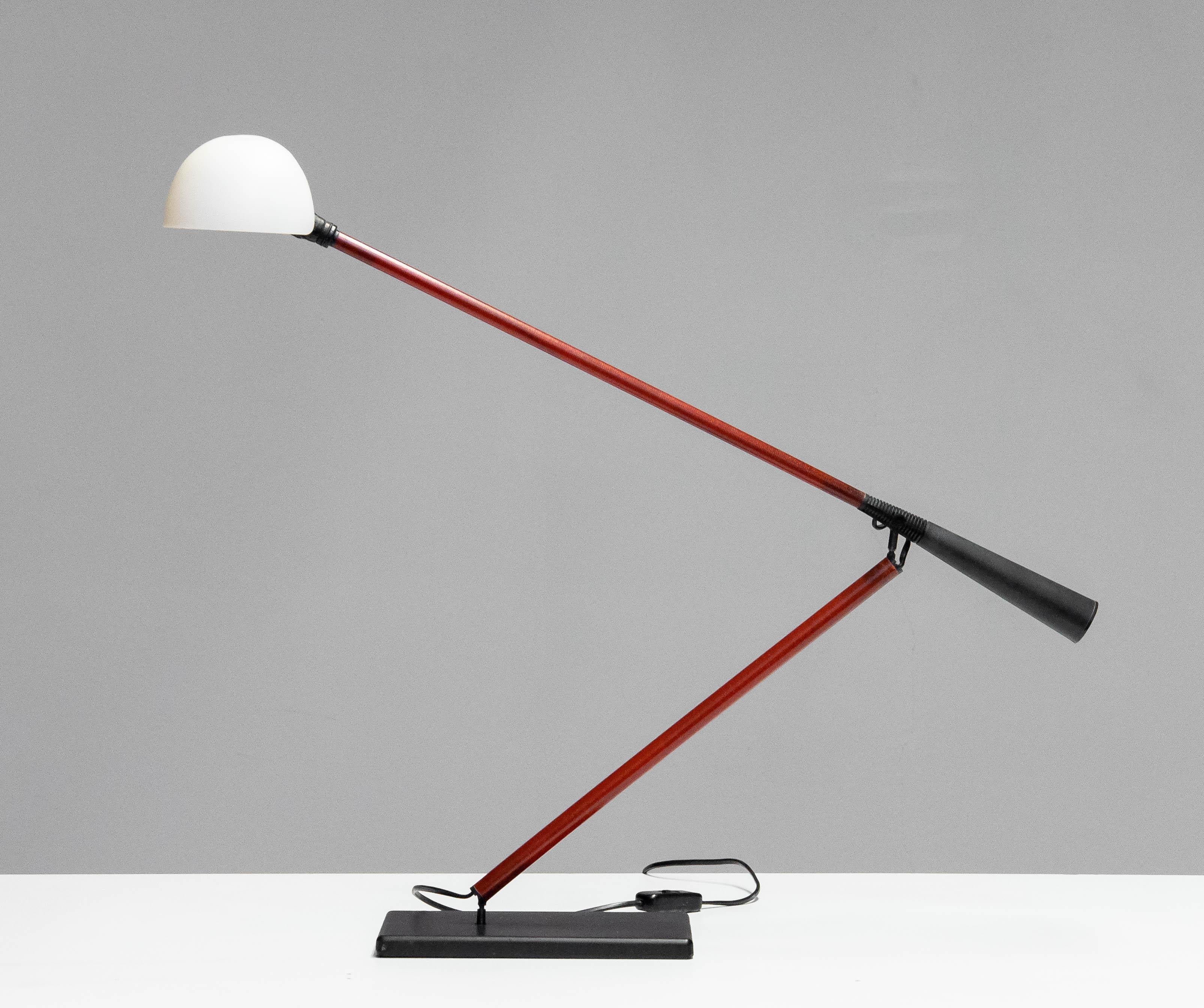 Late 20th Century Italian Fiberglass Desk Lamp Table Lamp Model 613 By Paolo Rizzatto For Arteluce For Sale