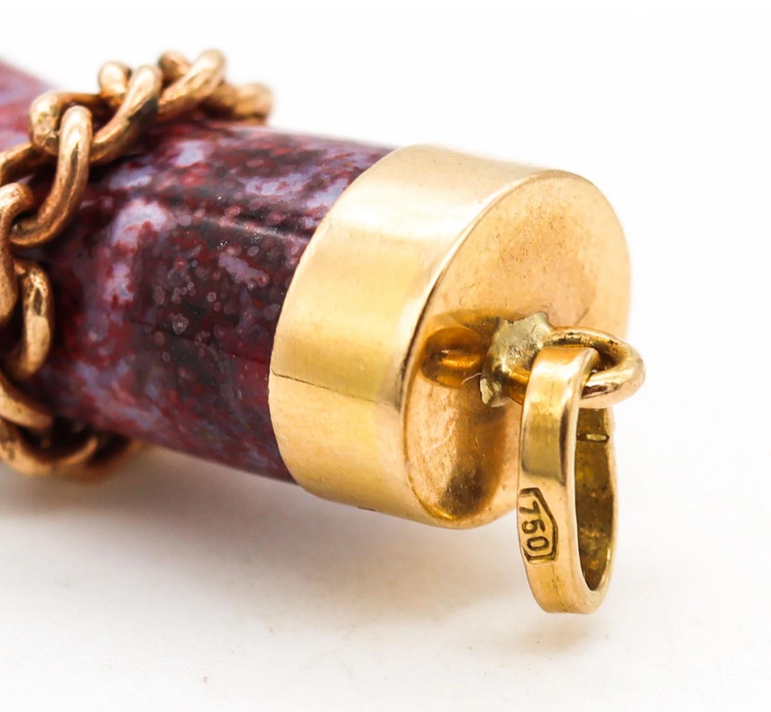 Retro Italian Figa Hand Pendant-Charm Carved in Reddish Agatha 18Kt Yellow Gold Mount