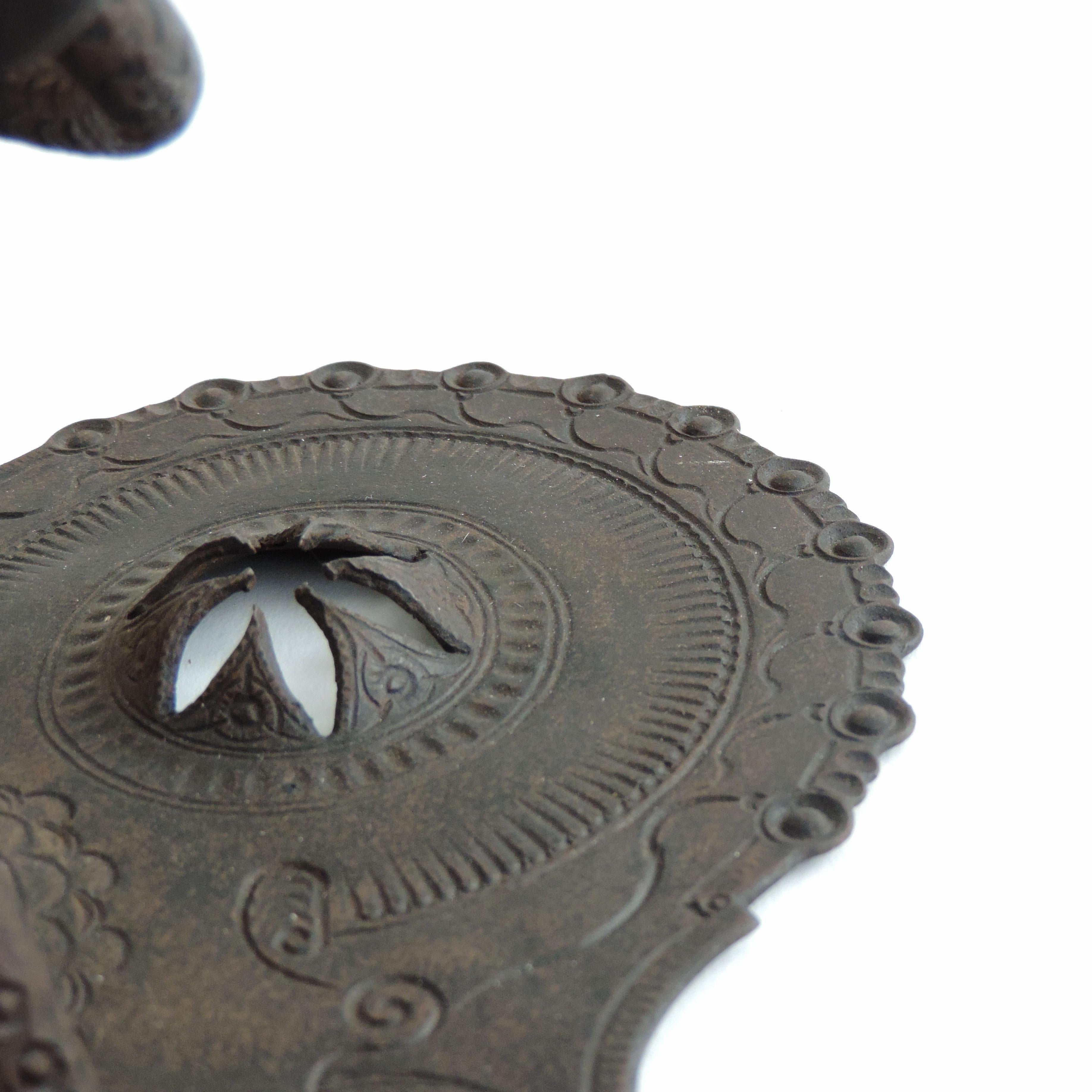 Italian Finely Engraved Art Deco Wrought Iron Appliques, 1920s For Sale 12