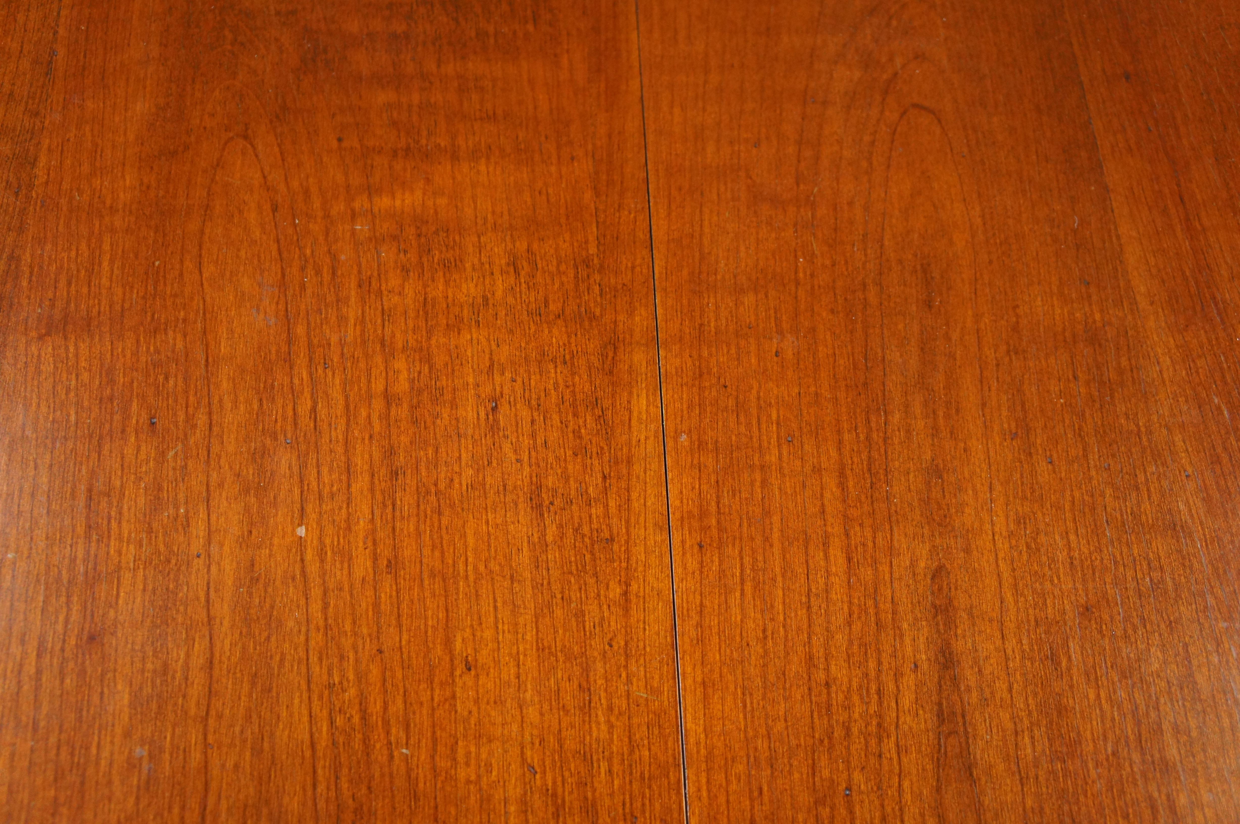 Italian Fiorini Biedermeier Style Solid Cherry Round Pedestal Dining Table 43