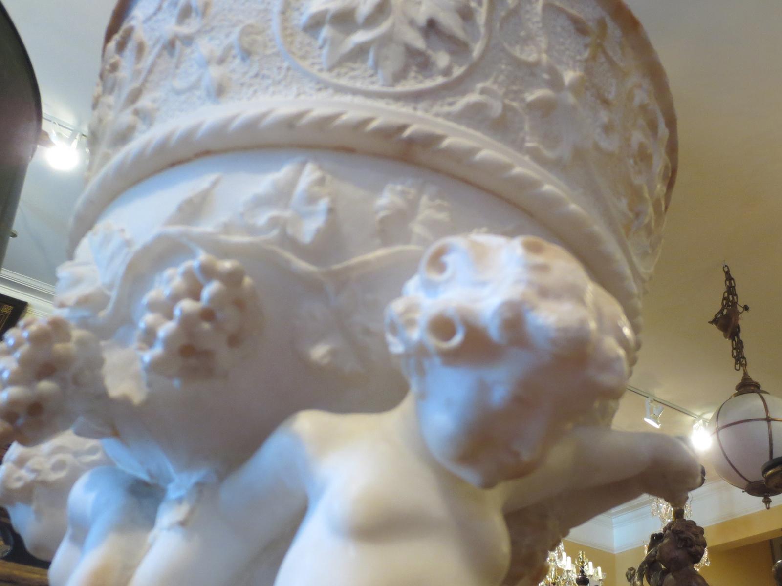 Italian Firenze Carved Marble Urn by Ferdinando Andreini, Signed circa 1843-1922 For Sale 6