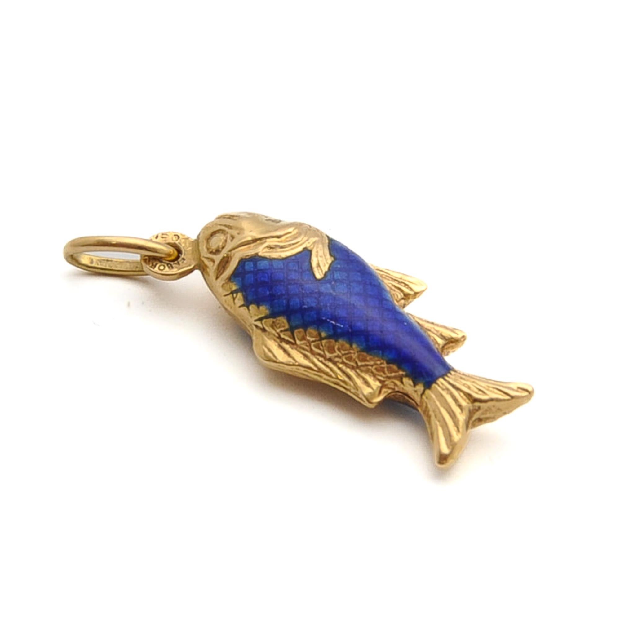 Women's or Men's Vintage 18K Gold Enamel Fish Pisces Zodiac Charm Pendant For Sale