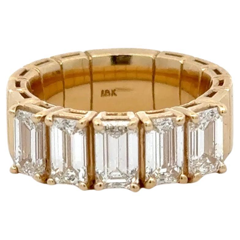 Alianza de boda italiana de diamantes talla esmeralda de cinco piedras 2,67 quilates Oro amarillo de 18 quilates en venta
