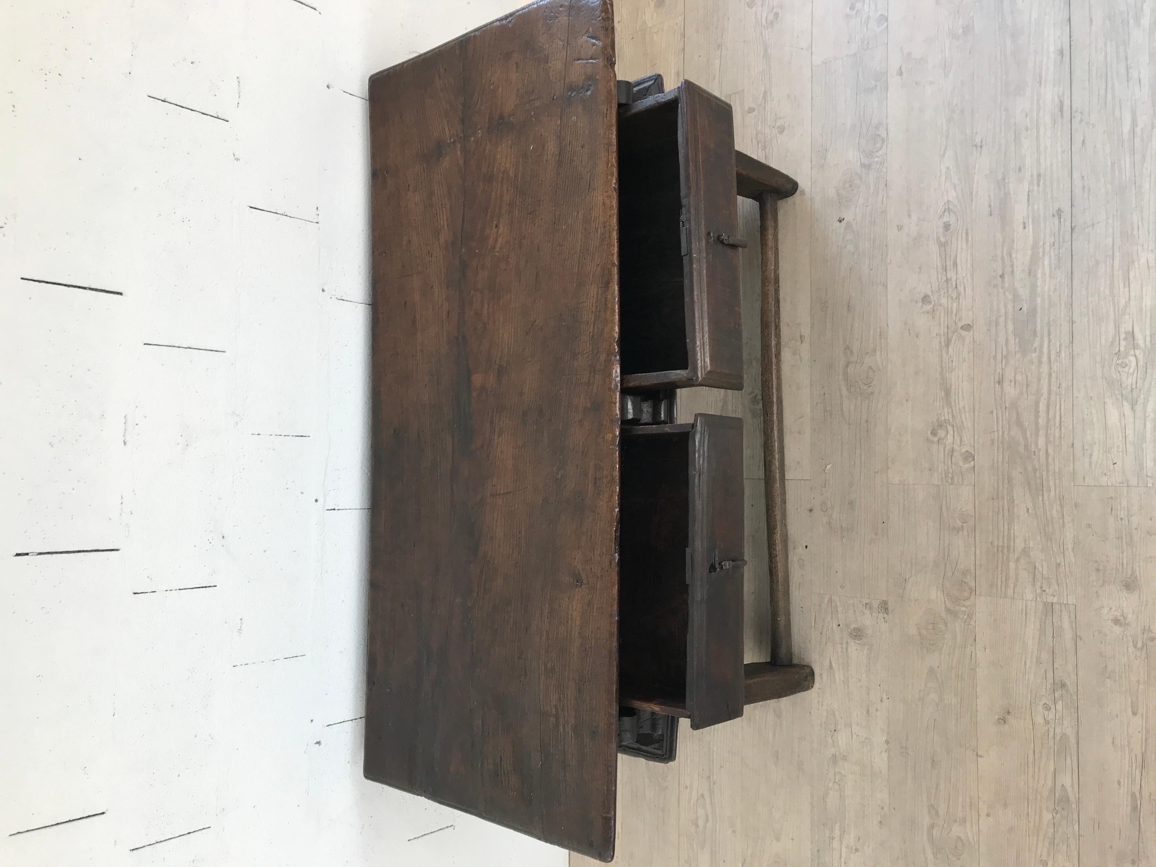 Wood Italian flat waxed wood desk with drawers For Sale