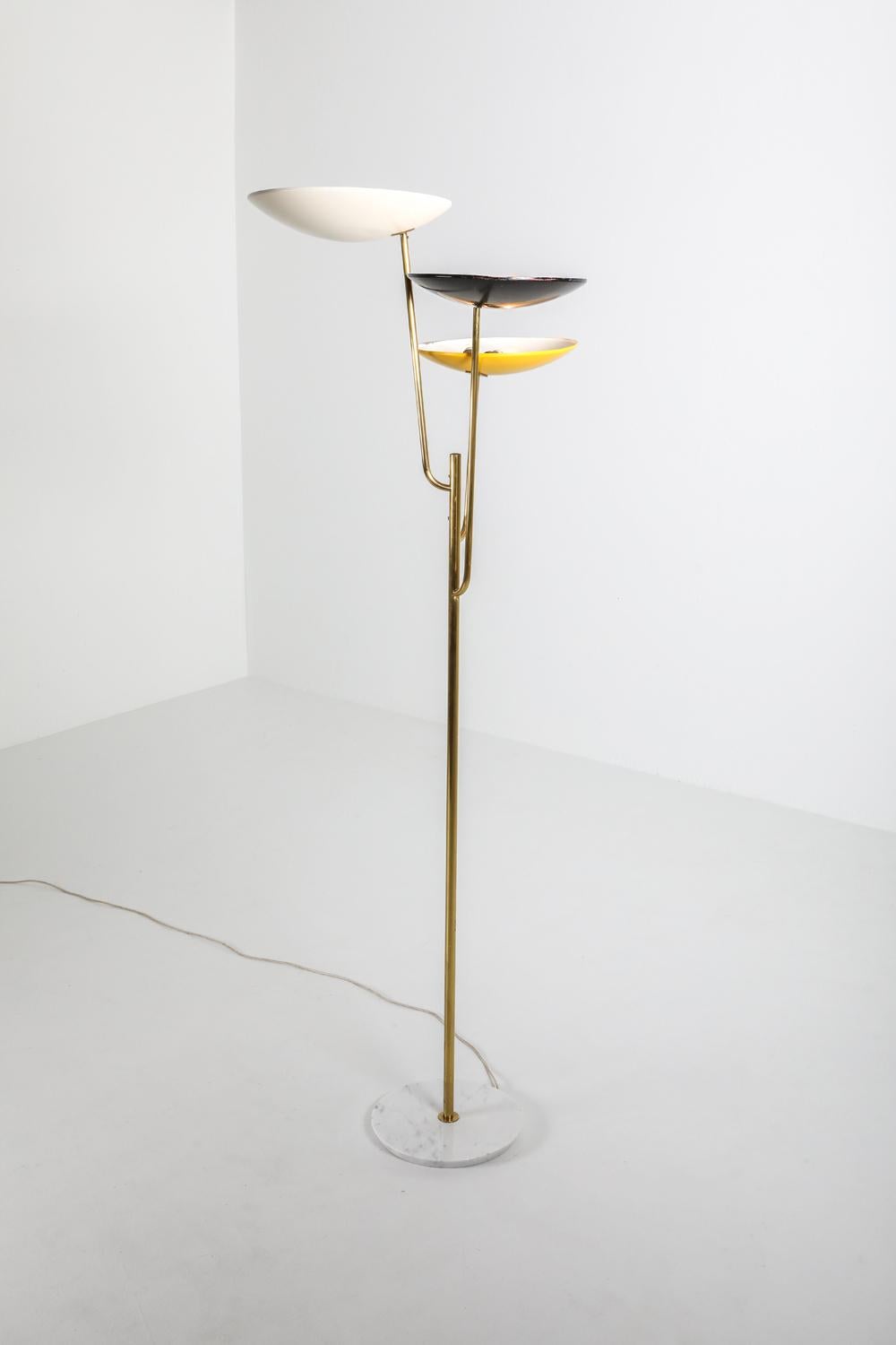 Italian Floor Lamp 1950s Style with a White, Yellow and Black Shade In Excellent Condition In Antwerp, BE